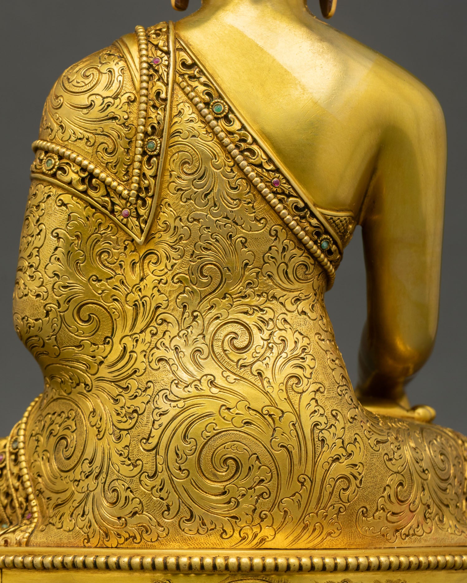 Handcrafted Shakyamuni Buddha Statue | Meditation Decor