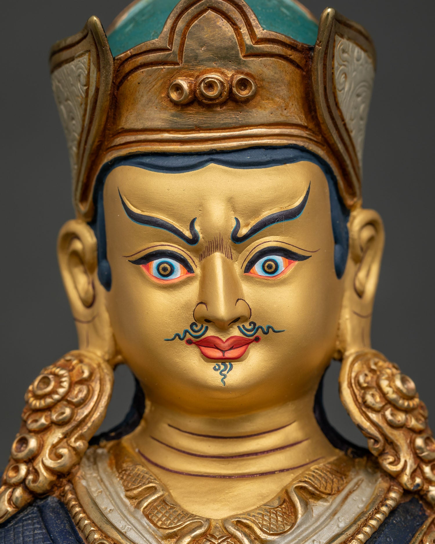 Exquisite Guru Rinpoche Statue for Daily Devotion | Lotus-Born Master