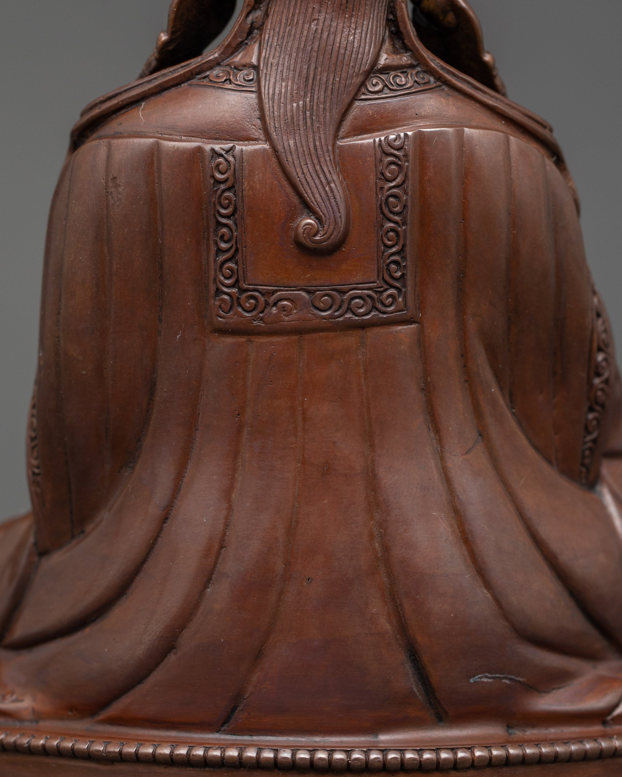 Guru Rinpoche Statue