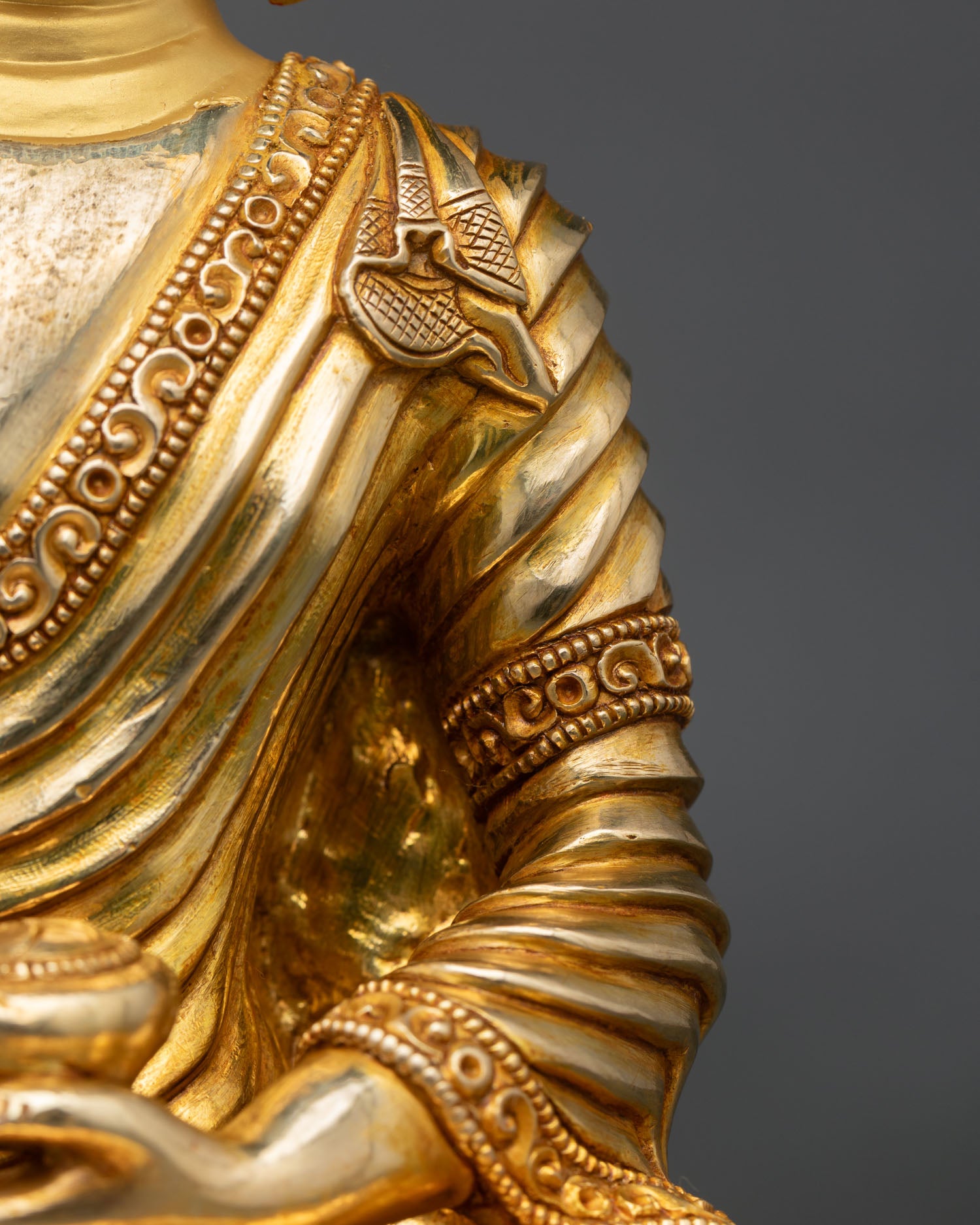 Shakyamuni Buddha Statue – Spiritual Healing & Zen Decor