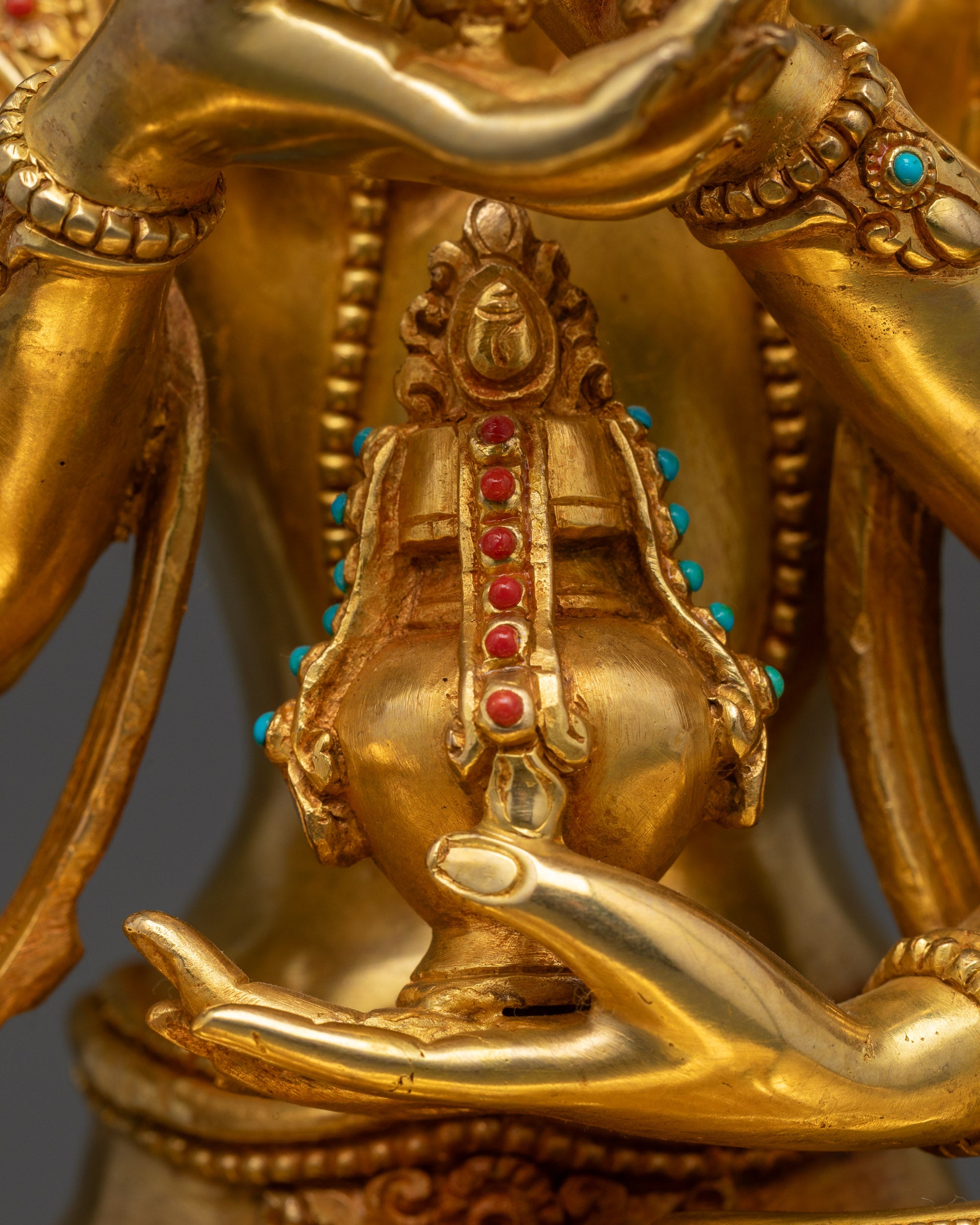 Premium Namgyalma Sculpture | Handcrafted Tibetan Deity for Wellness