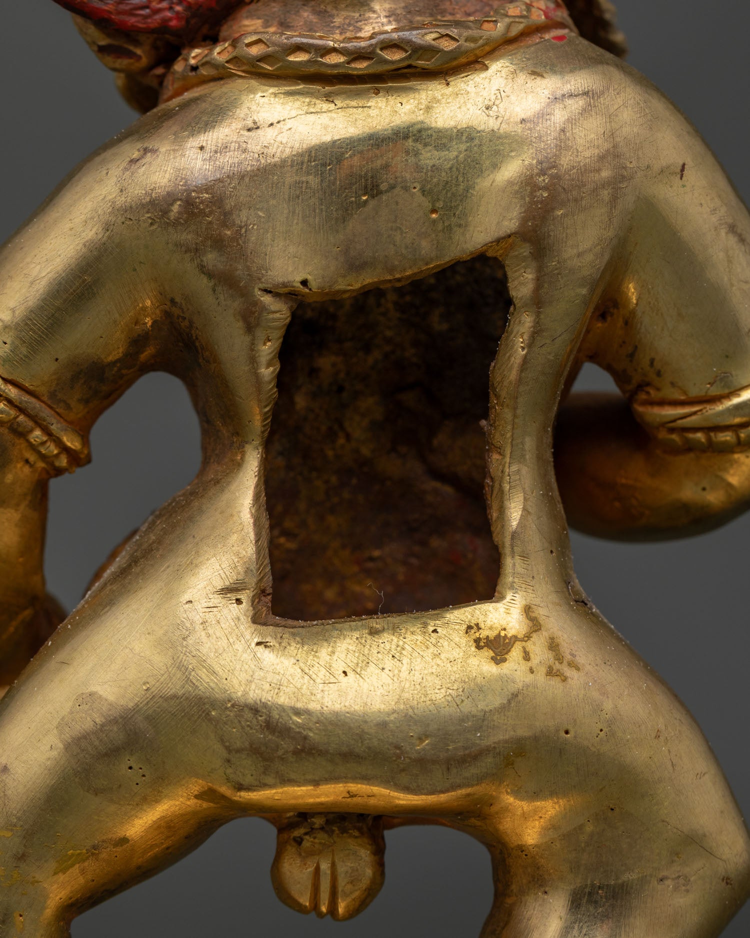 Black Dzambhala Statue