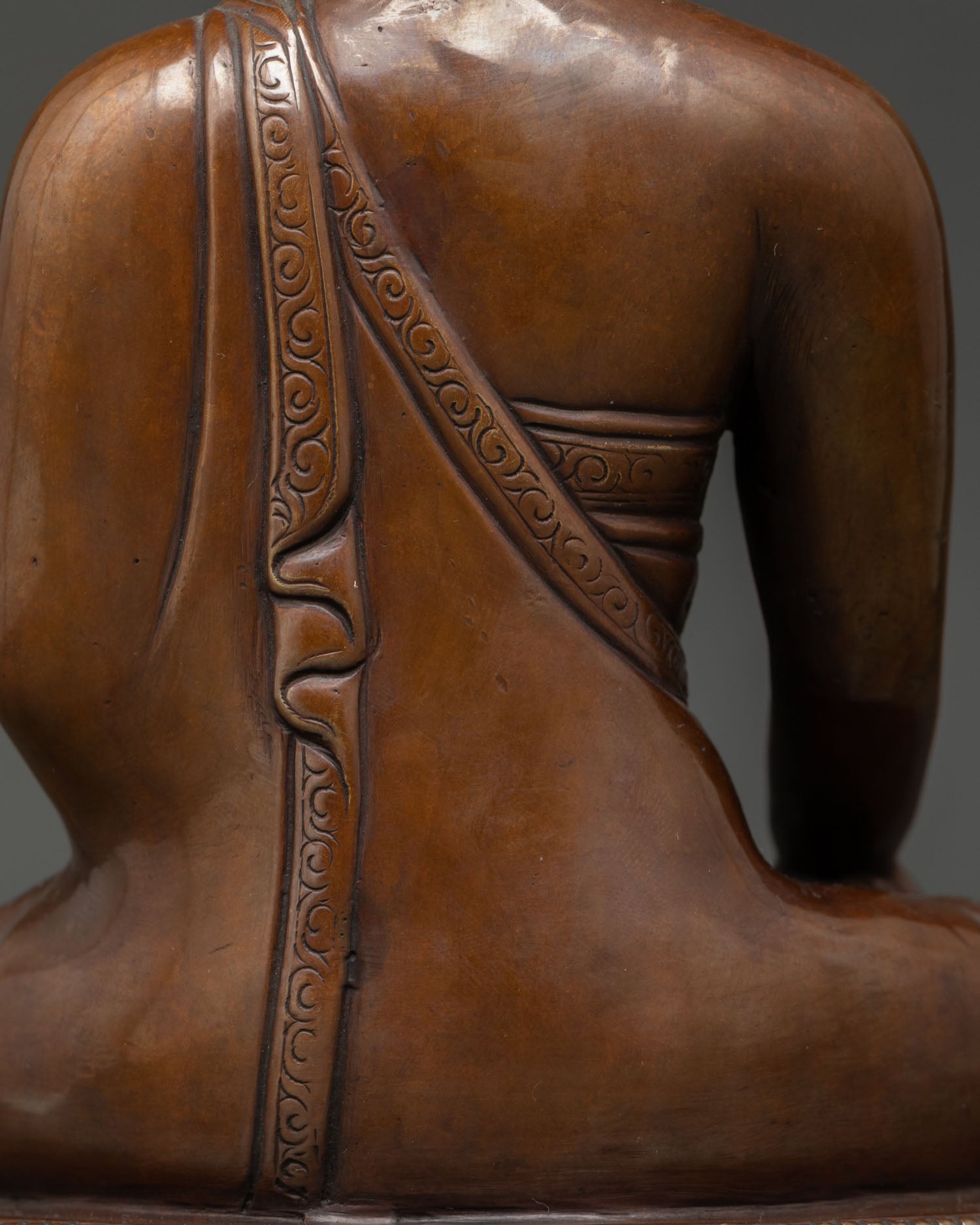 Buddha Shakyamuni Statue | Symbol of Enlightenment And Peace