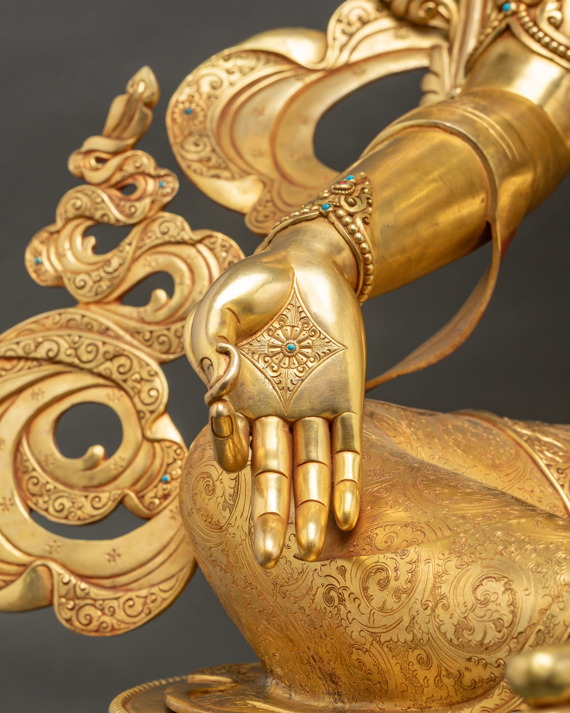 Large Green Tara Statue | High-Quality Buddhist Sculpture from Nepal