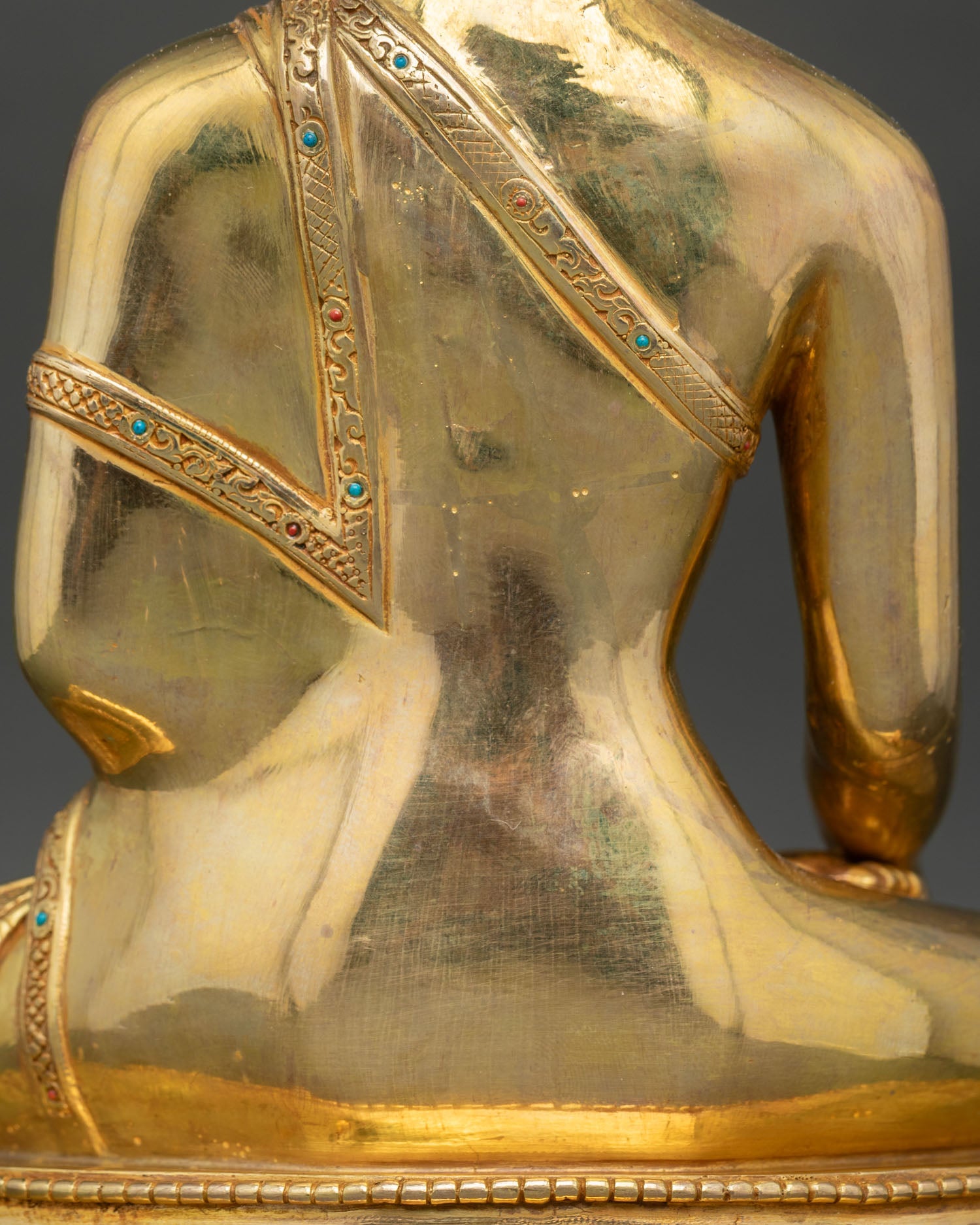 Buddha Shakyamuni Statue | Timeless Buddhist Craftsmanship
