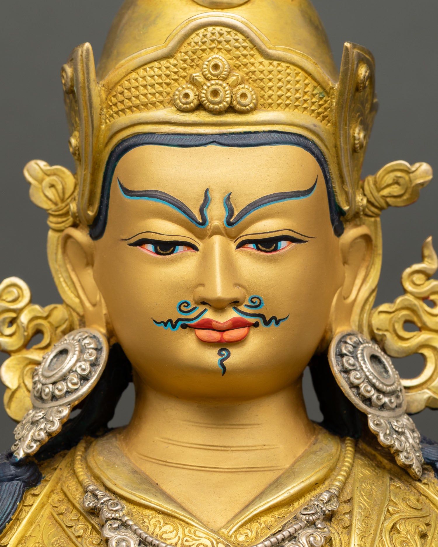 Guru Rinpoche Statue | Sacred Himalayan Art for Spiritual Space