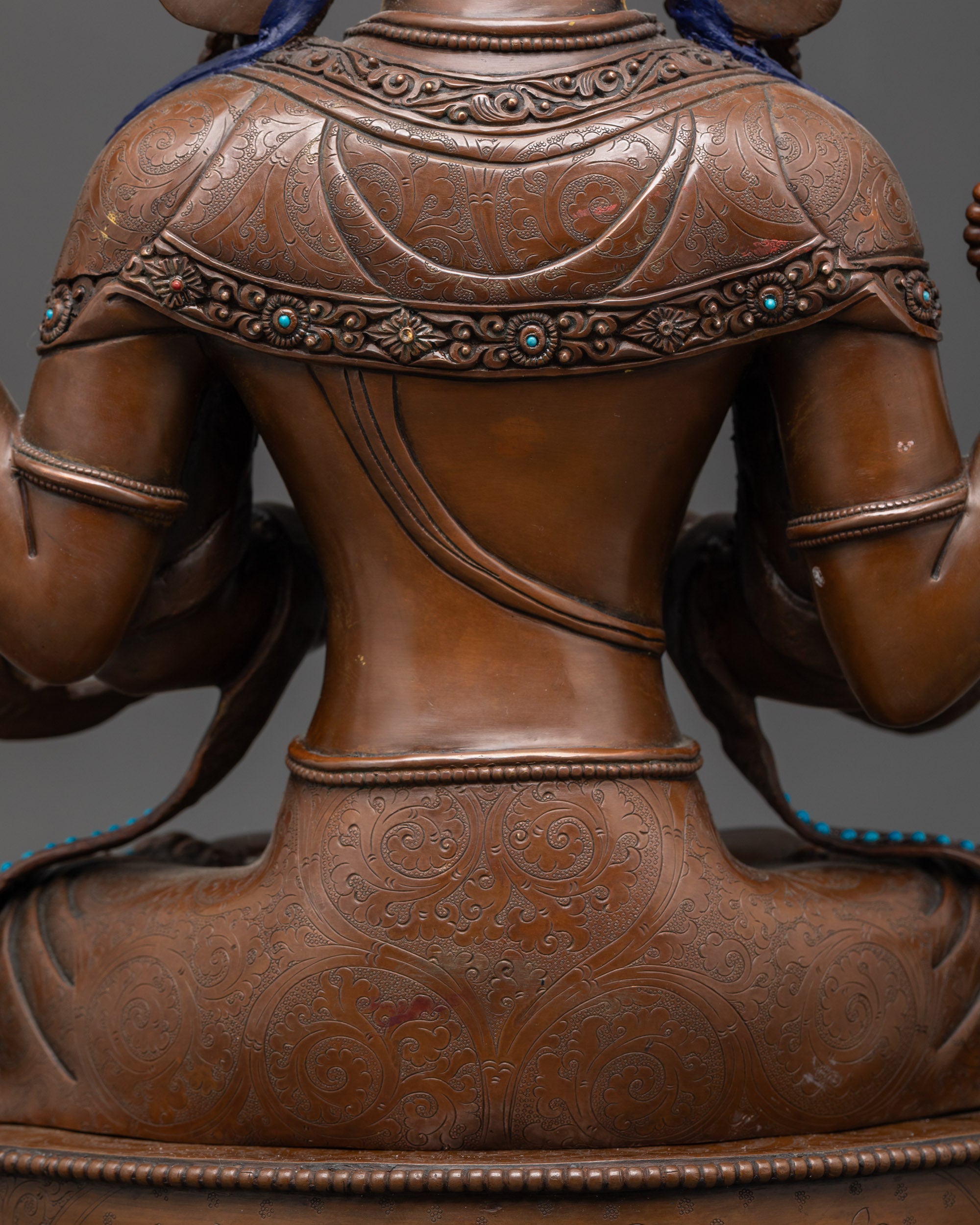 Nepalese Chenrezig Statue – Handcrafted Tibetan Avalokiteshvara Figure