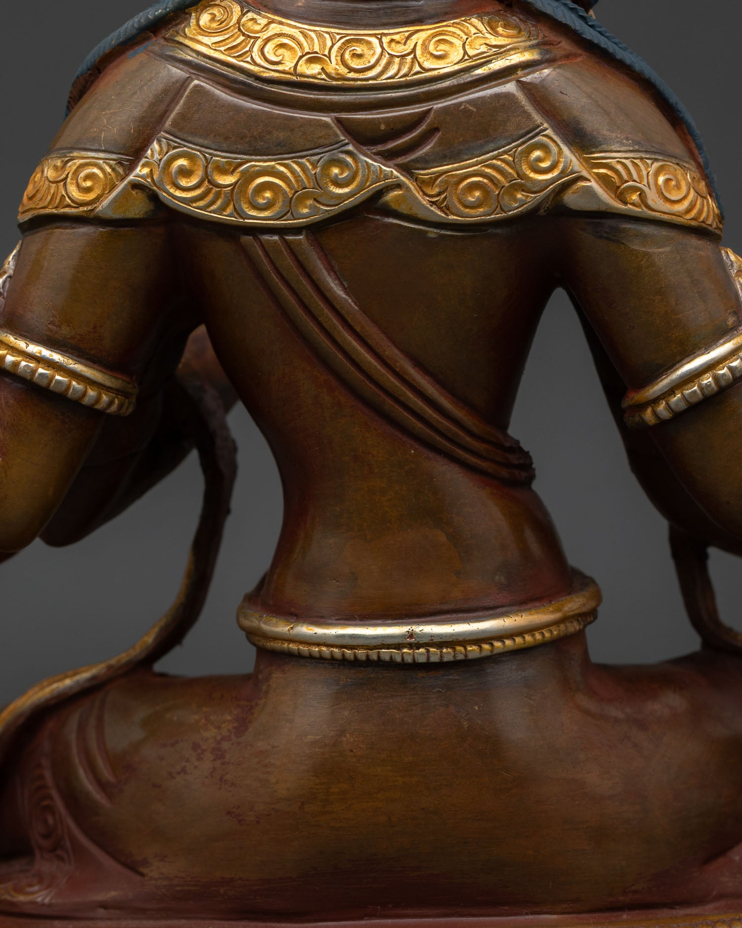 Handmade Laxmi Statue – Sacred Art for Prosperity