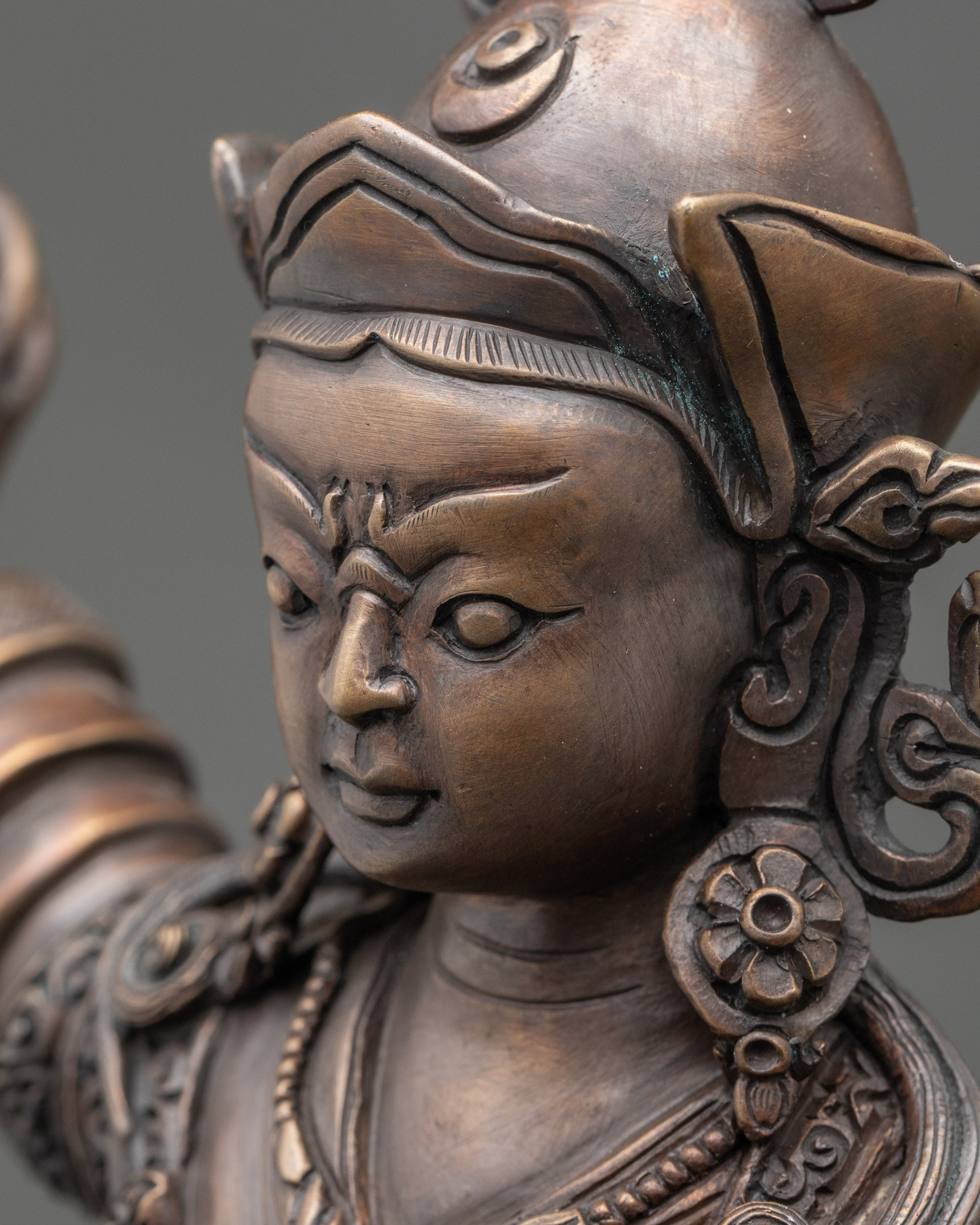 Guru Rinpoche Statue