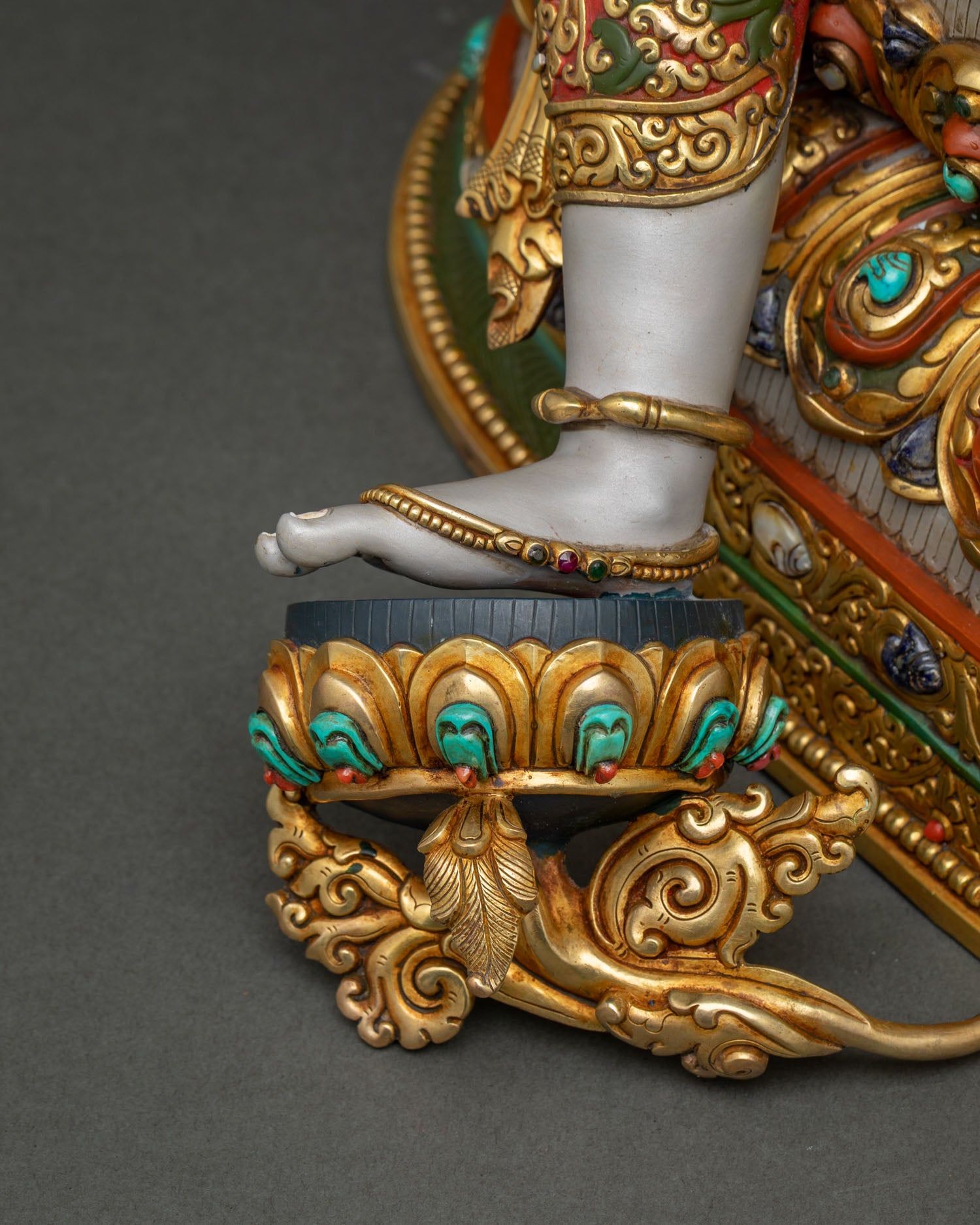 High-quality Vajrasattva Statue | Traditional Buddhist Artwork