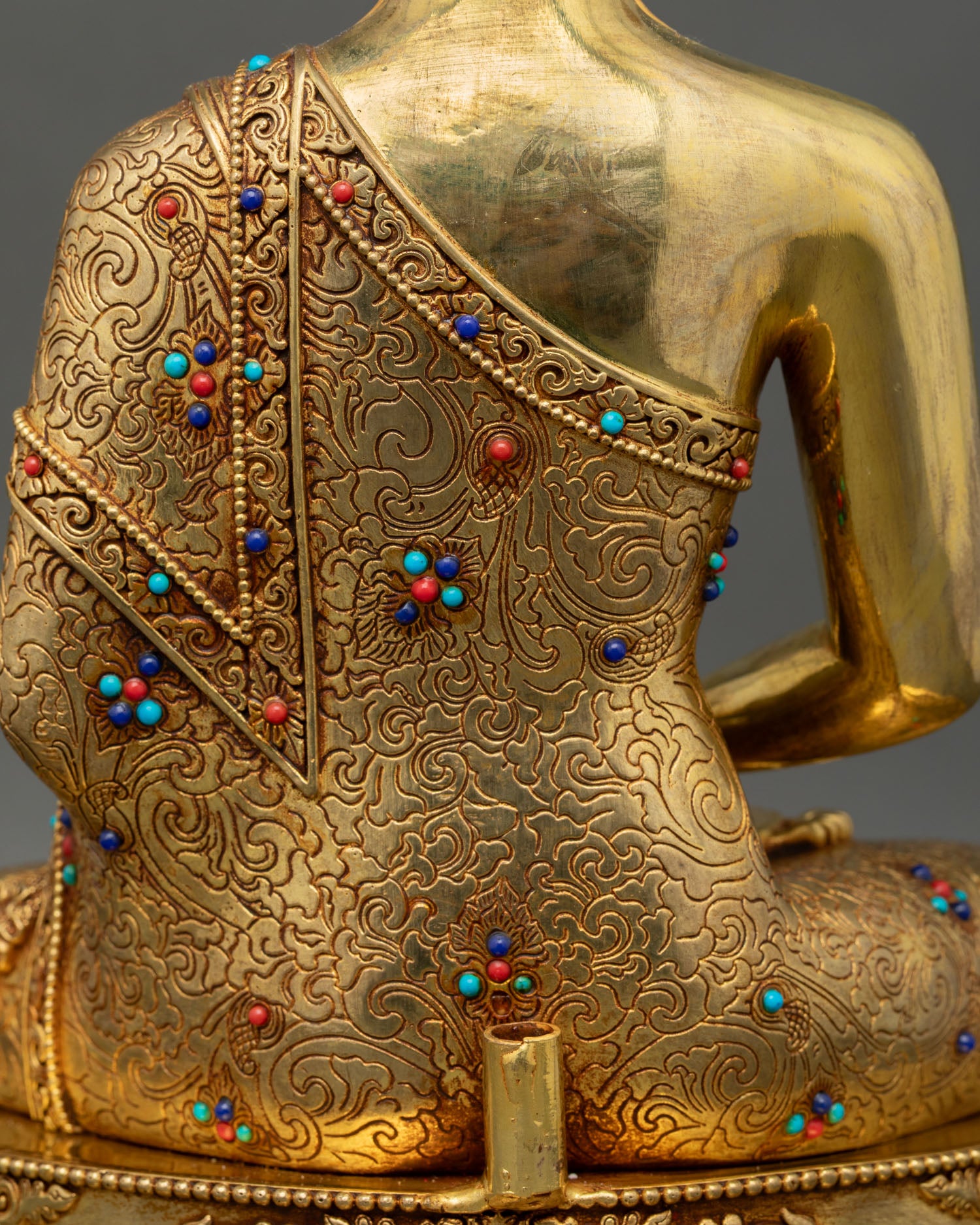Amitabha Buddha Sculpture – Calm & Spiritual Energy