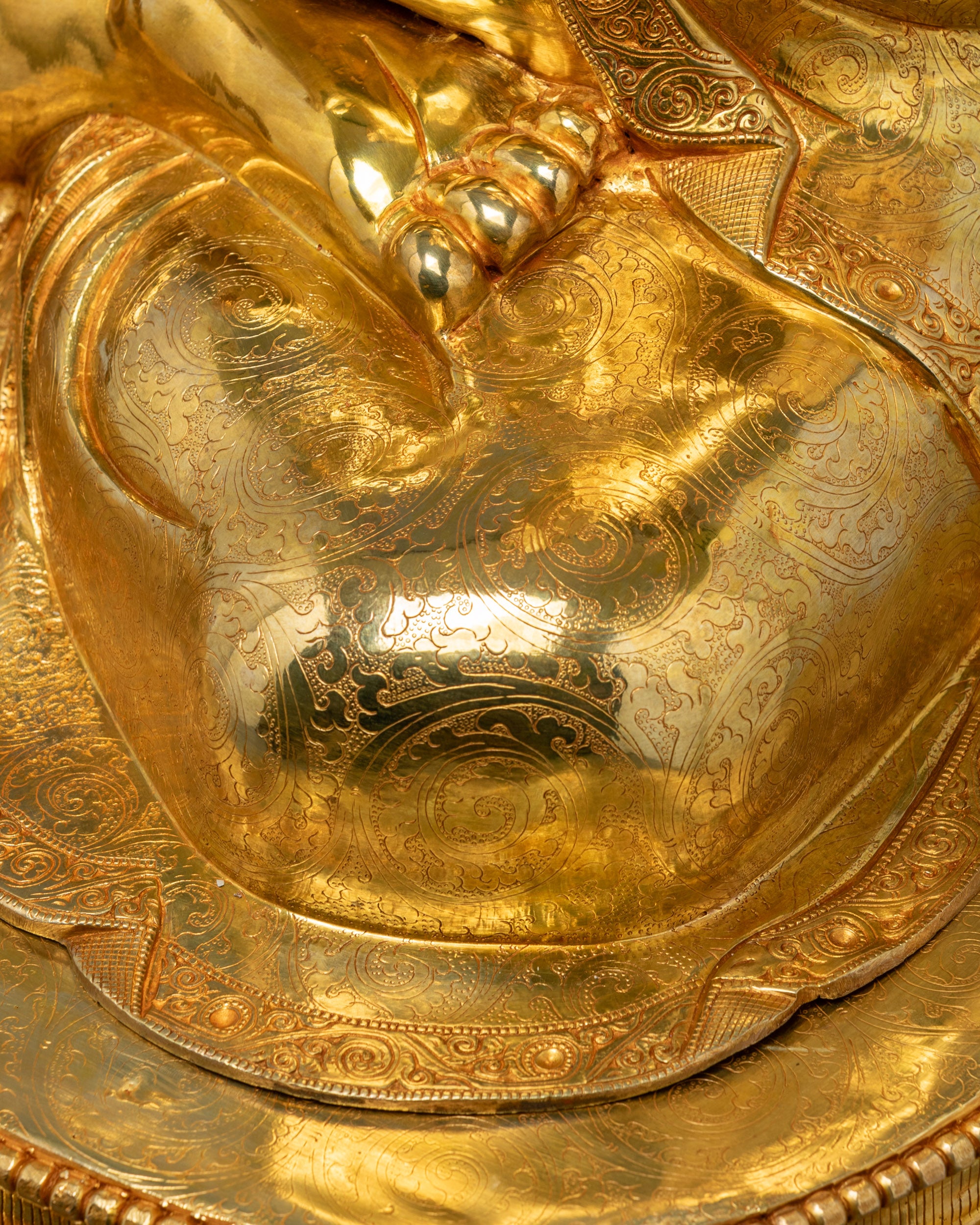 Grand Shakyamuni Buddha Statue | High Quality Buddhist Artwork