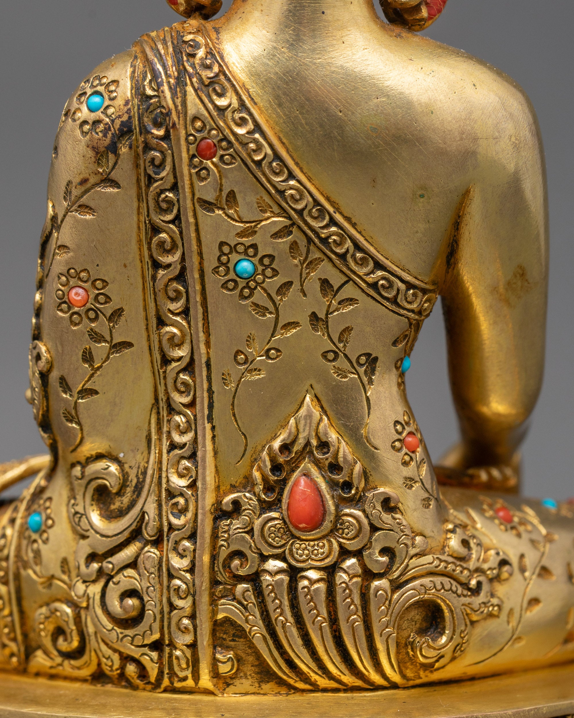 Shakyamuni Buddha Statue with Throne | Embodiment of Enlightenment