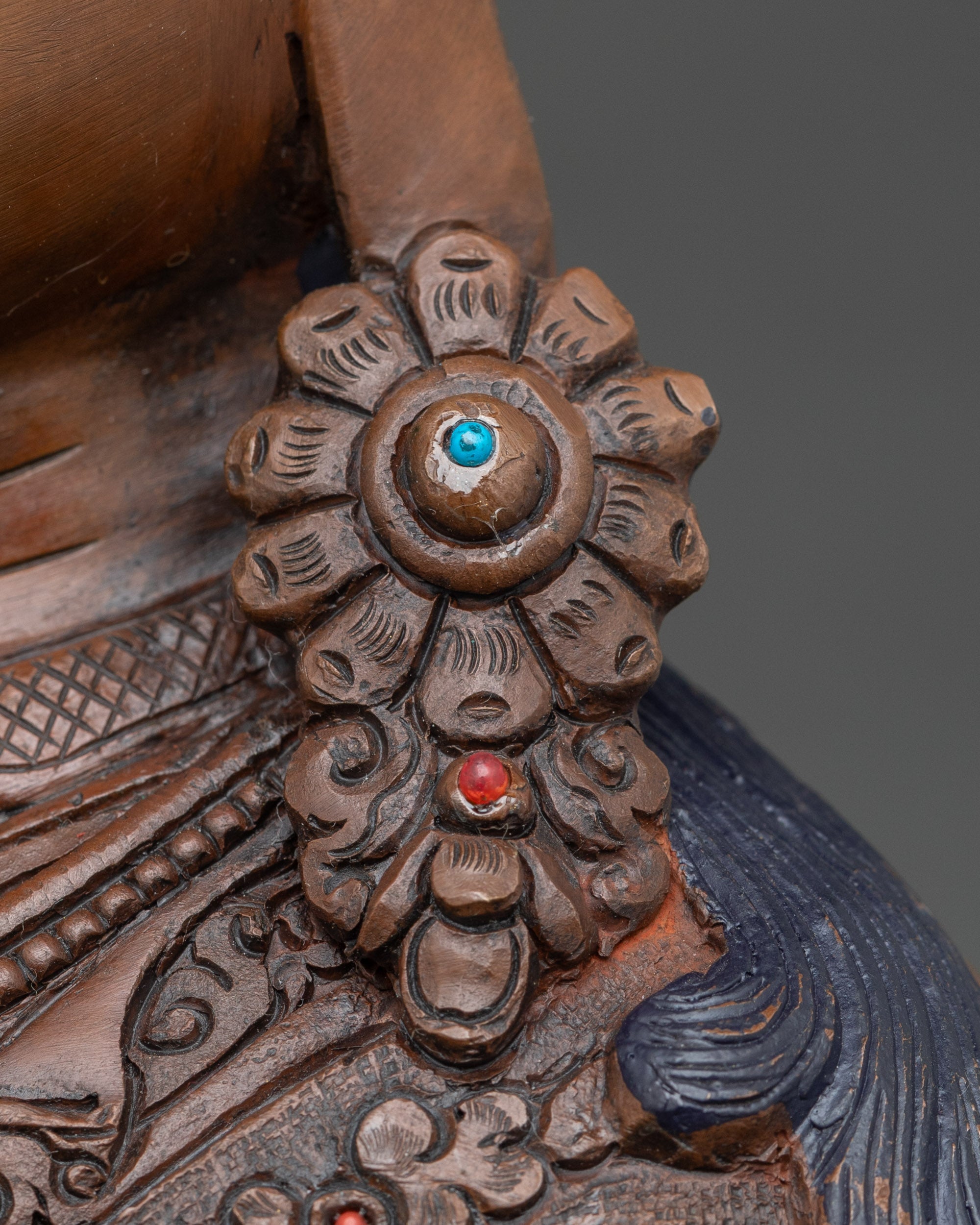 Divine Guru Rinpoche Statue | Traditional Himalayan Buddhist Art