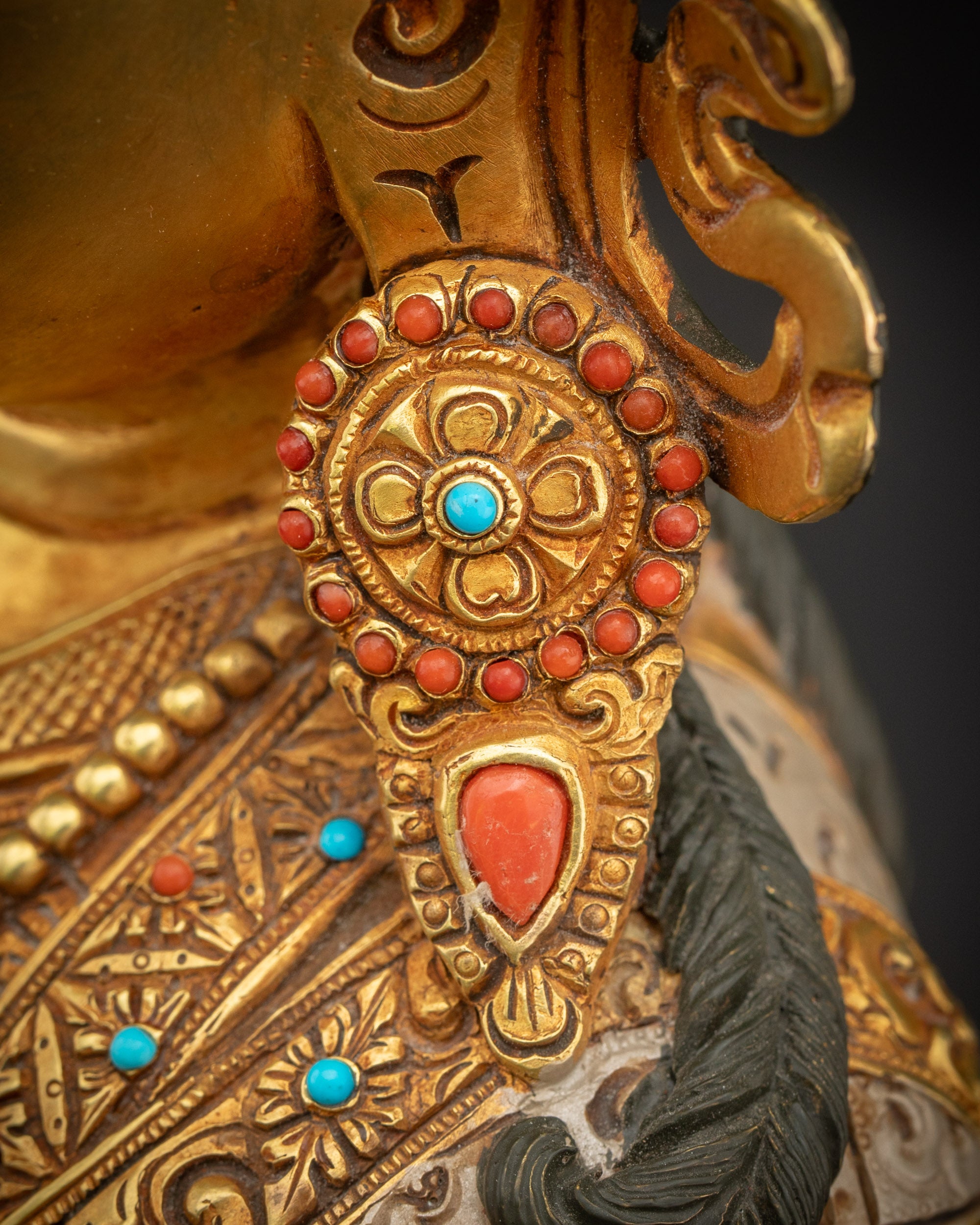 Guru Rinpoche Statue | Lotus-Born Master of Vajrayana Buddhism