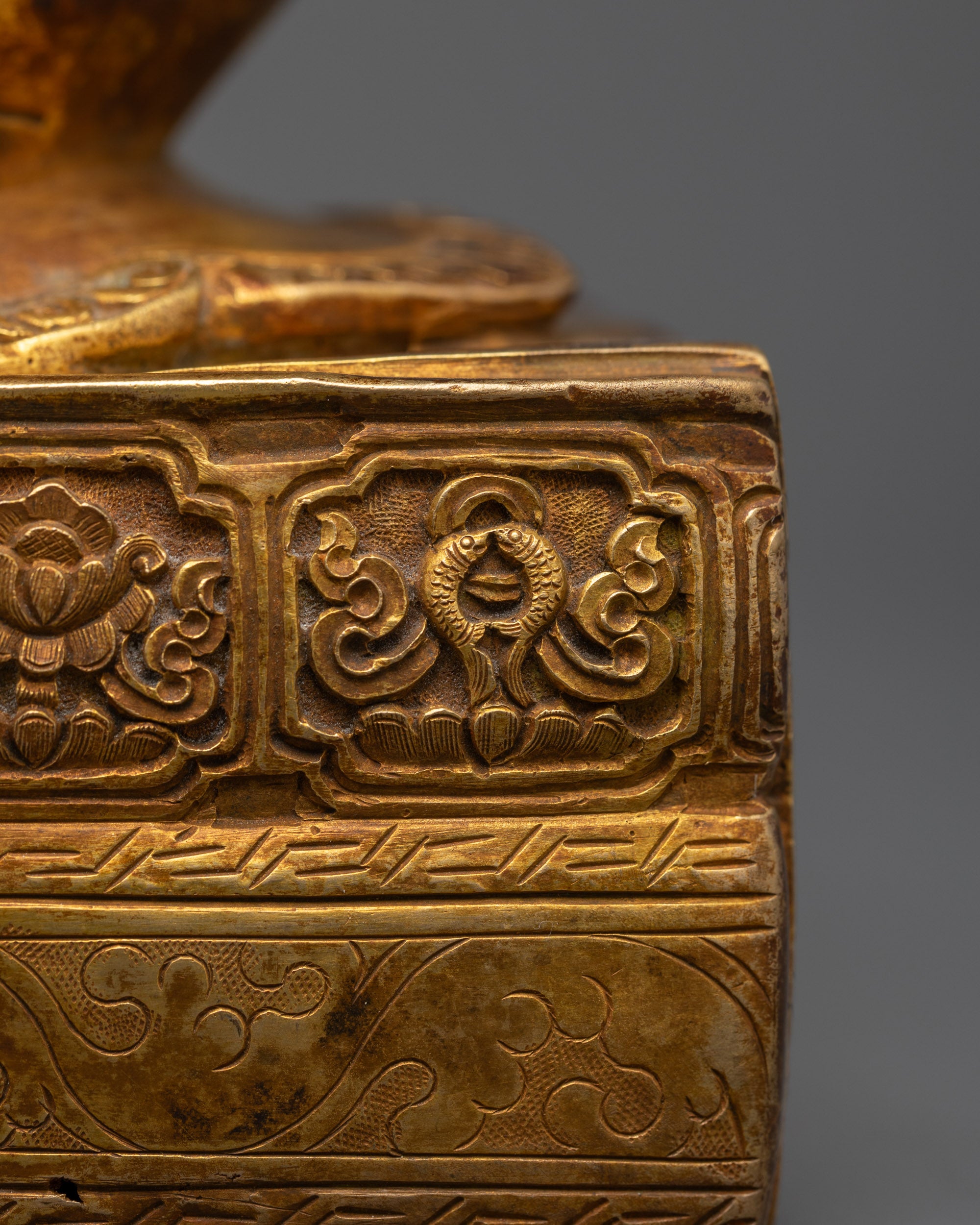 Deva Guru Rinpoche Statue