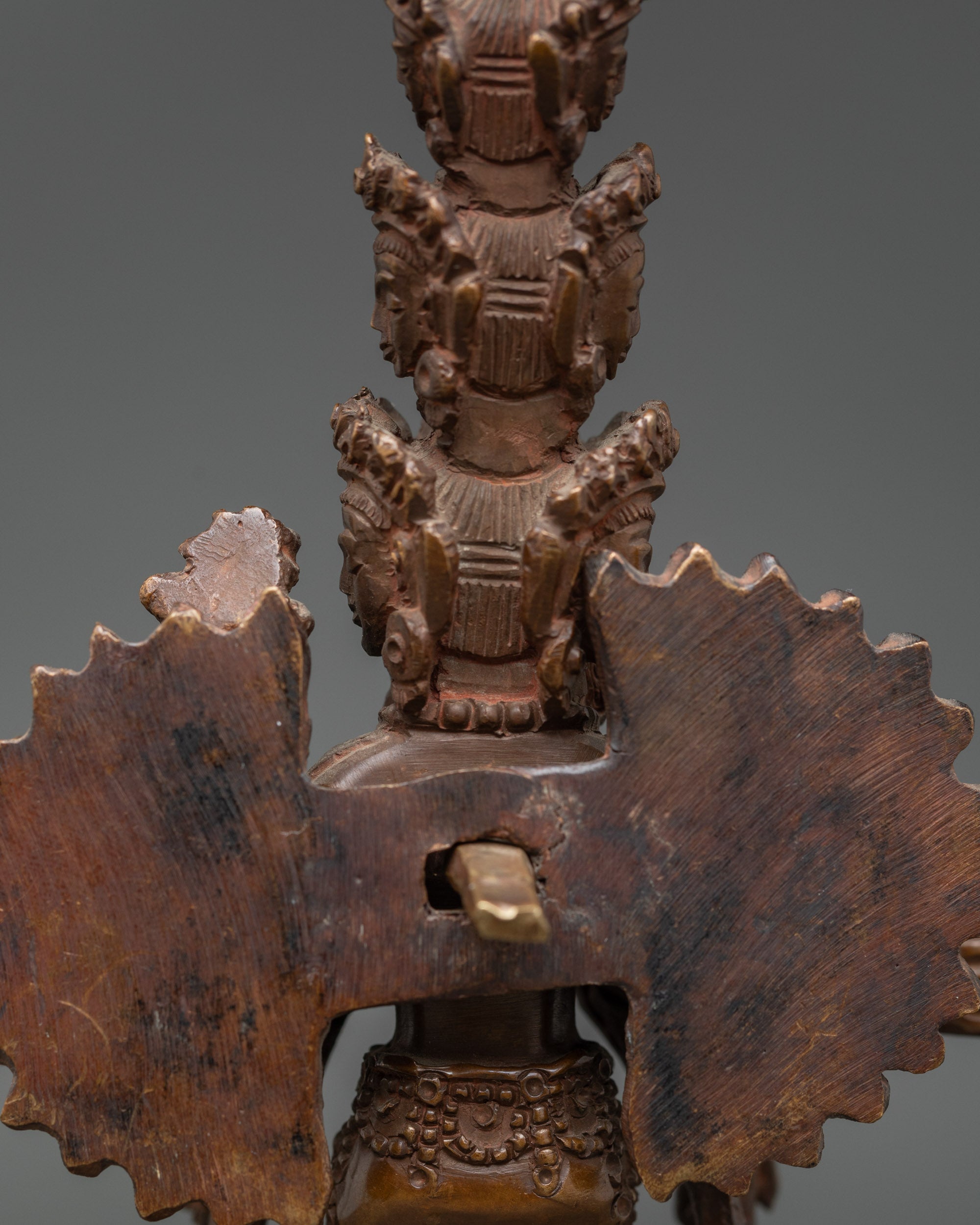 Thousand-Armed Chenrezig Bodhisattva Statue | Nepalese Craftsmanship