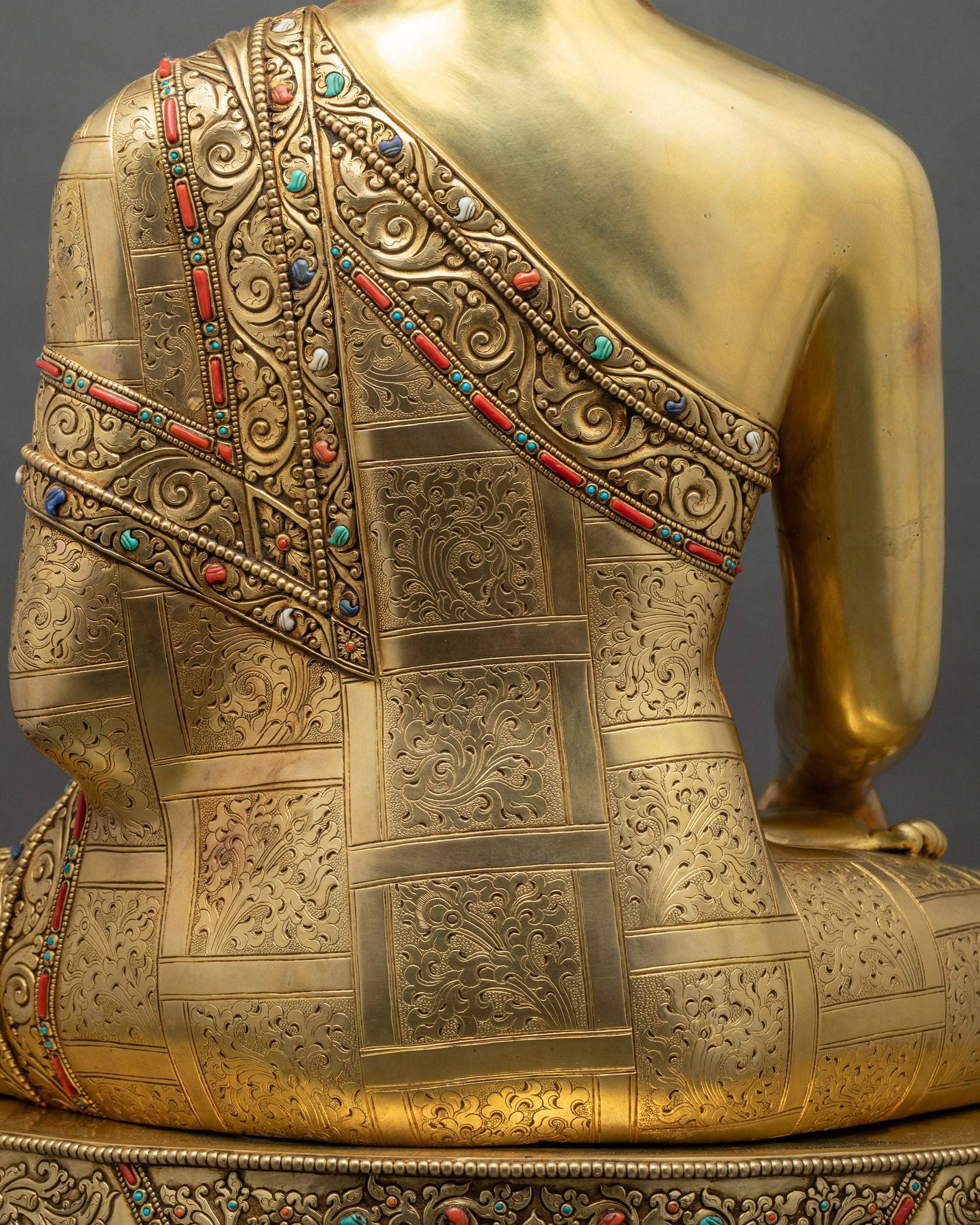 Big Shakyamuni Buddha Statue | Handicrafted Nepalese Sculptures