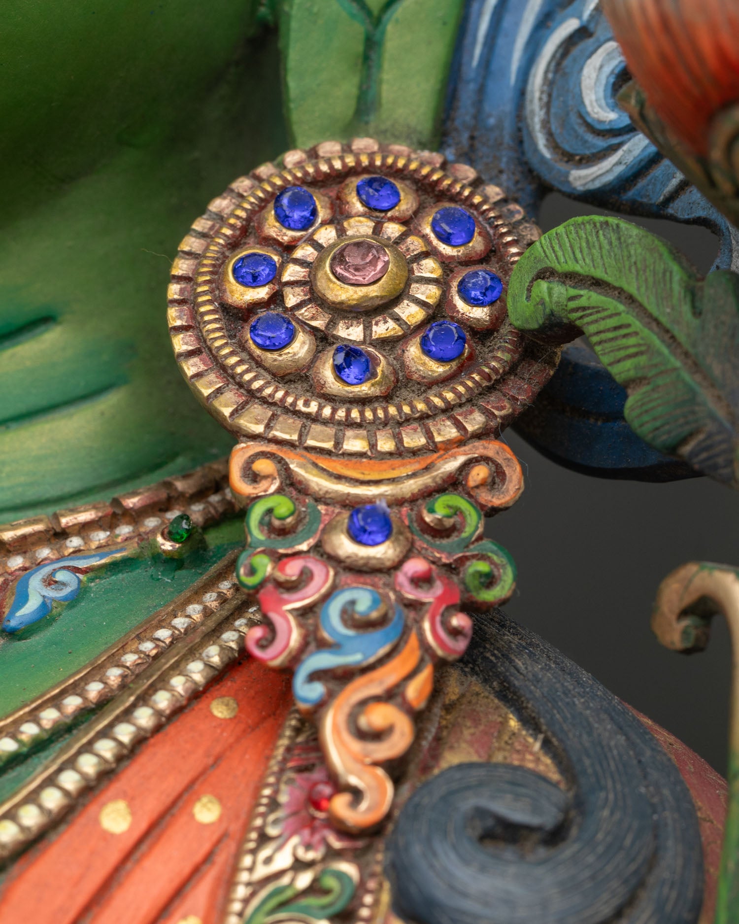 Green Tara Statue – Embodiment of Compassion & Fearlessness