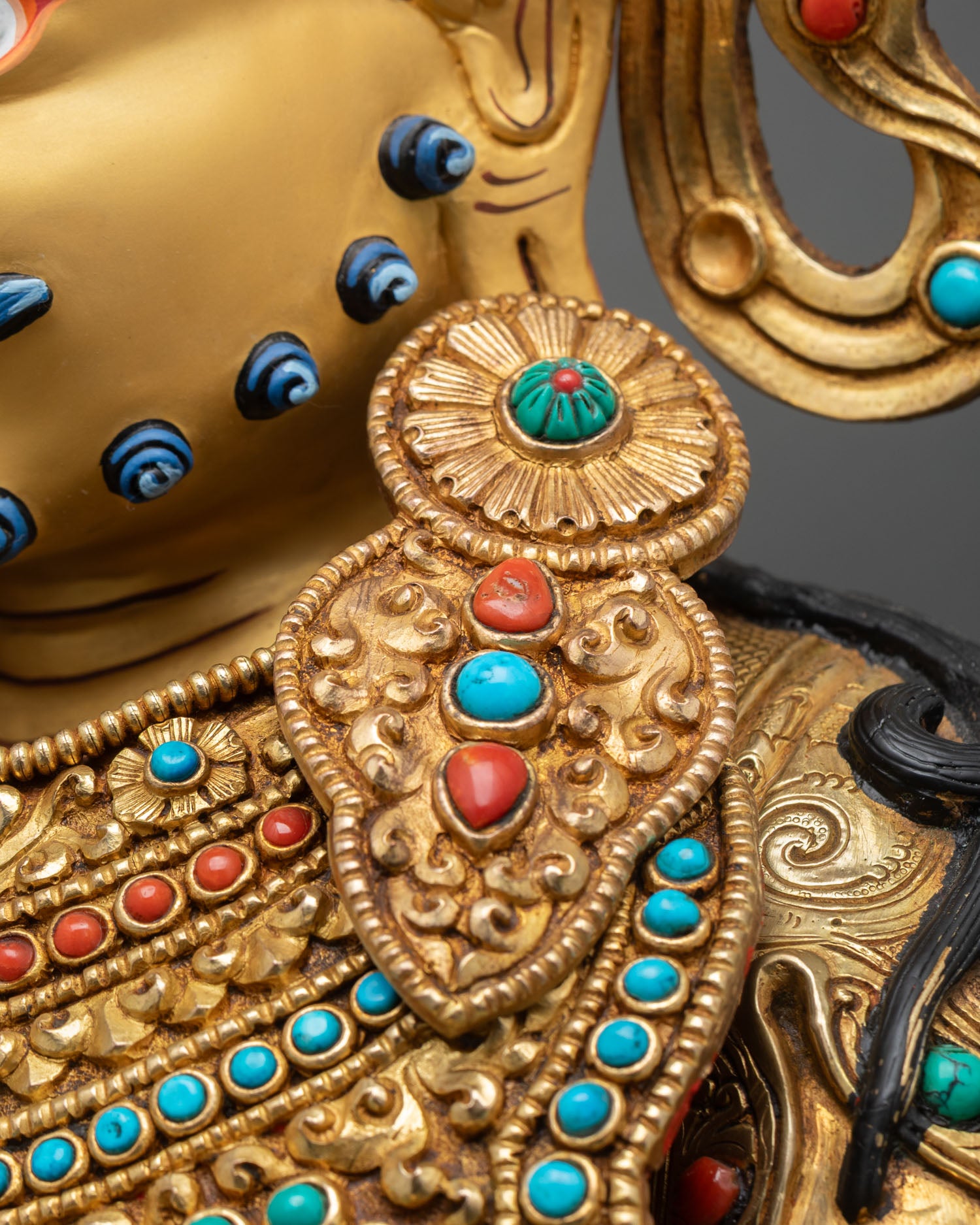 Large Dzambhala Statue | Traditional Buddhist Sacred Artwork