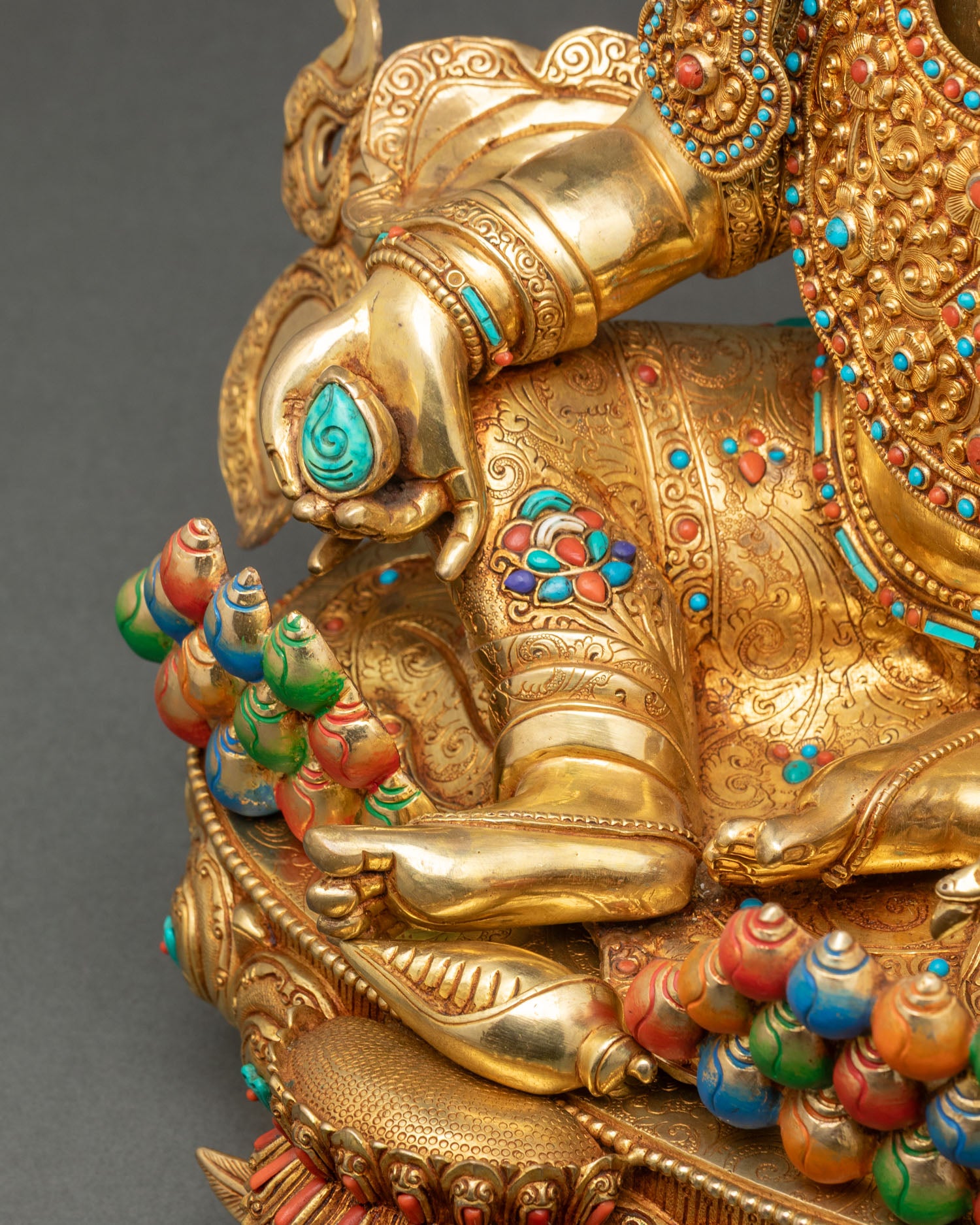 Crown Dzambhala On Throne Statue | Buddhist Wealth Deity Figure