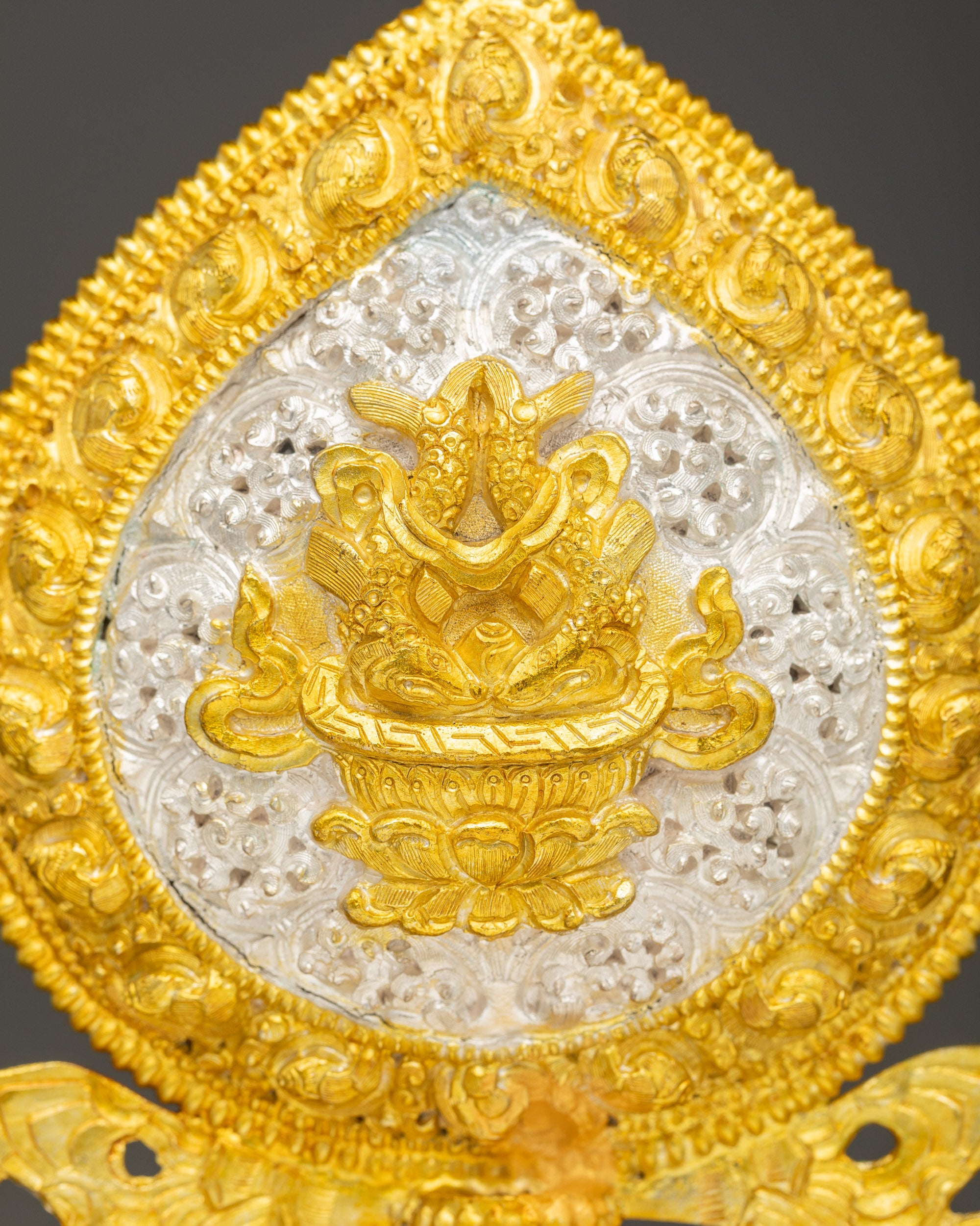 Buddhist Astamangala Ritual Set for Mindfulness