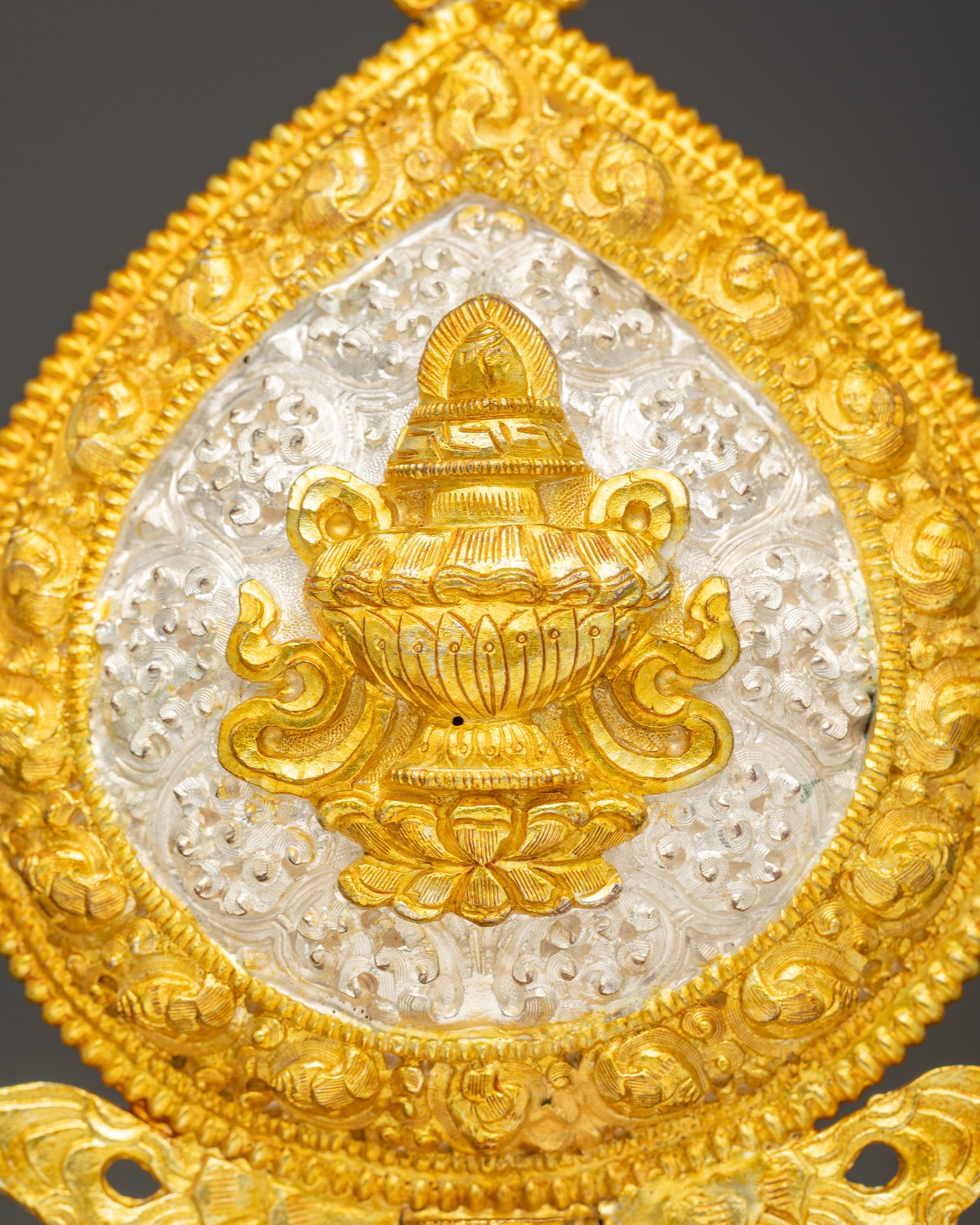 Buddhist Astamangala Ritual Set for Mindfulness