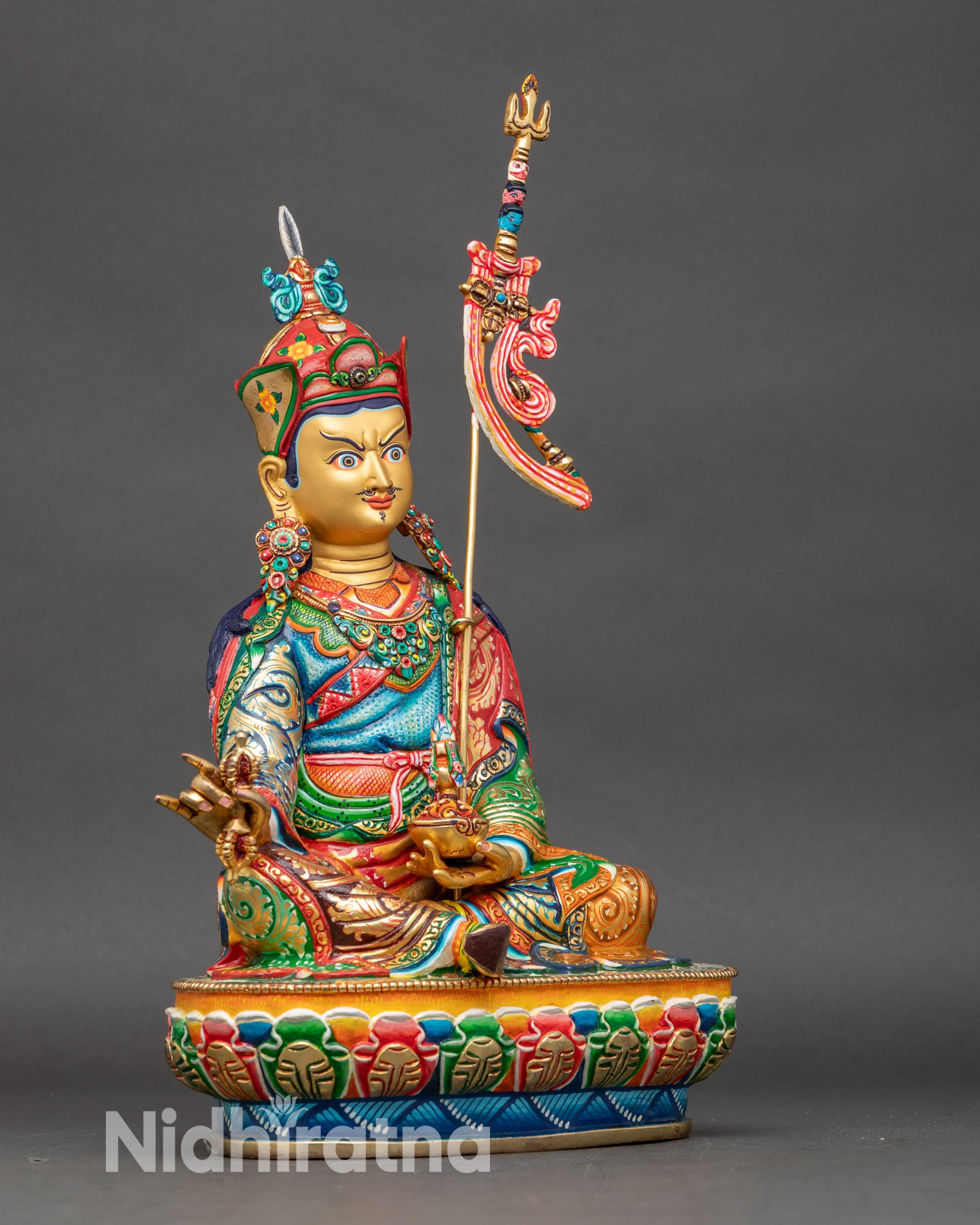 guru-rinpoche-statue-side-view-seated-lotus-throne-royal-posture-himalayan-sculpture