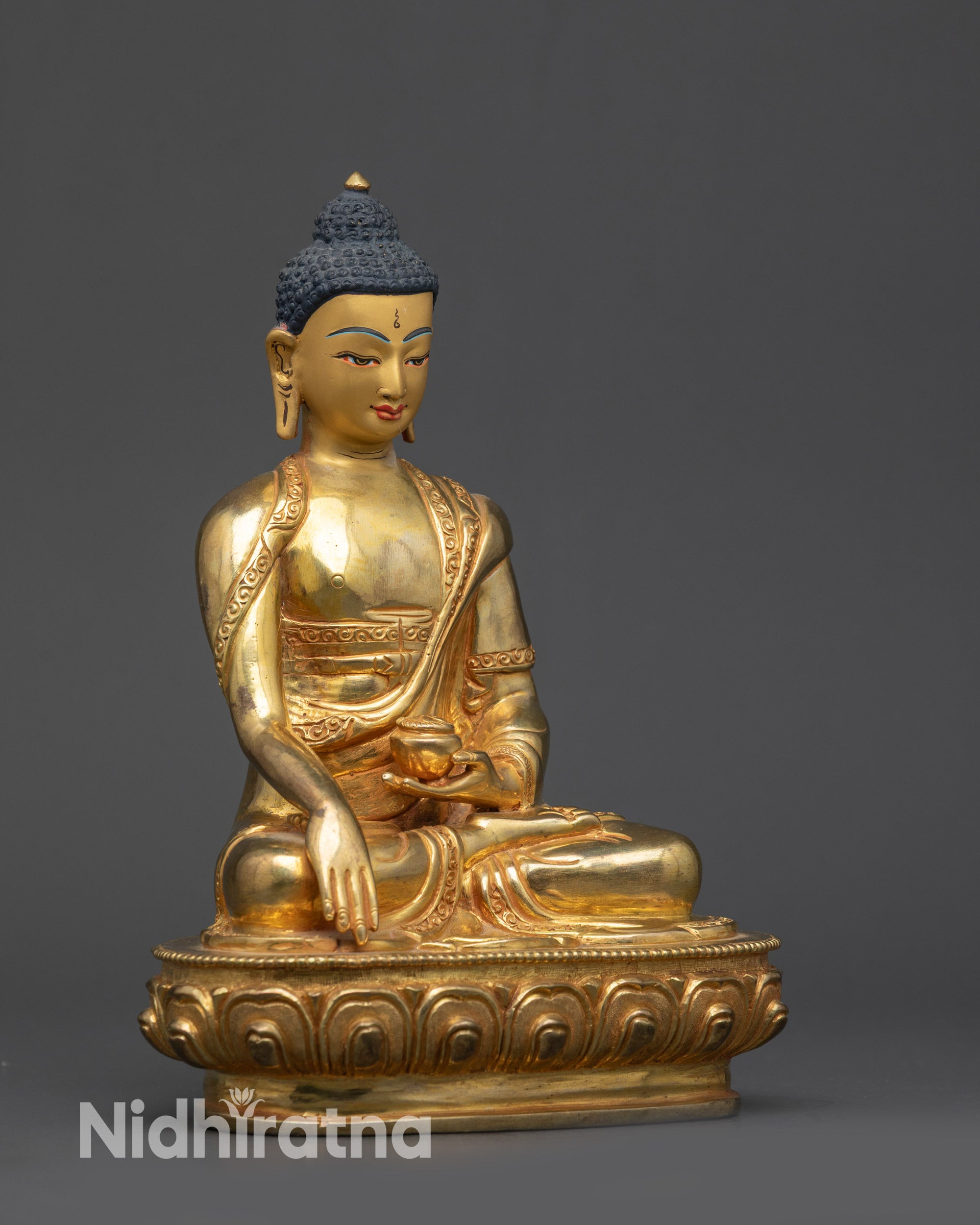 Buddha Shakyamuni Statue