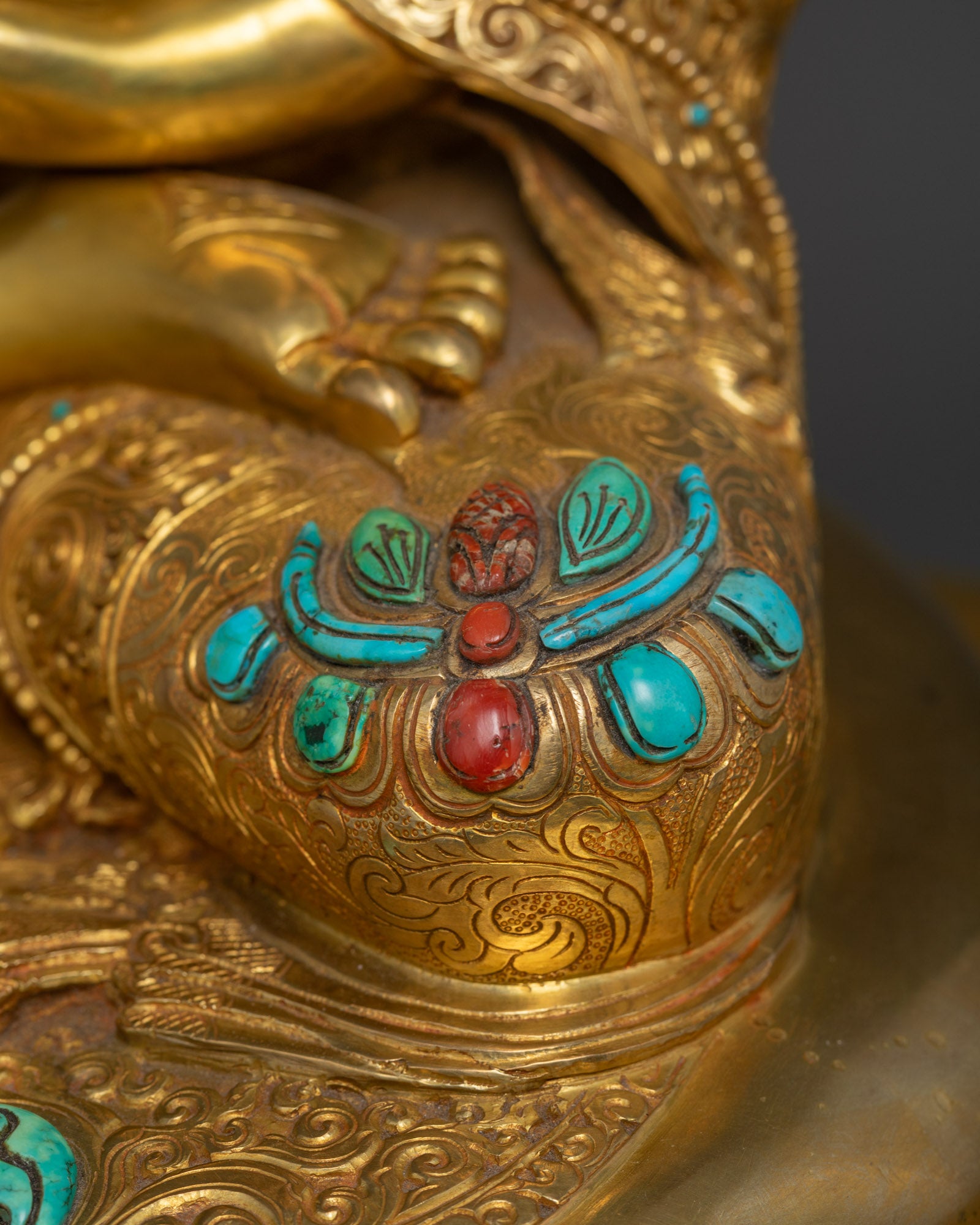 Shakyamuni Buddha Enthroned: Symbol of Enlightenment and Compassion