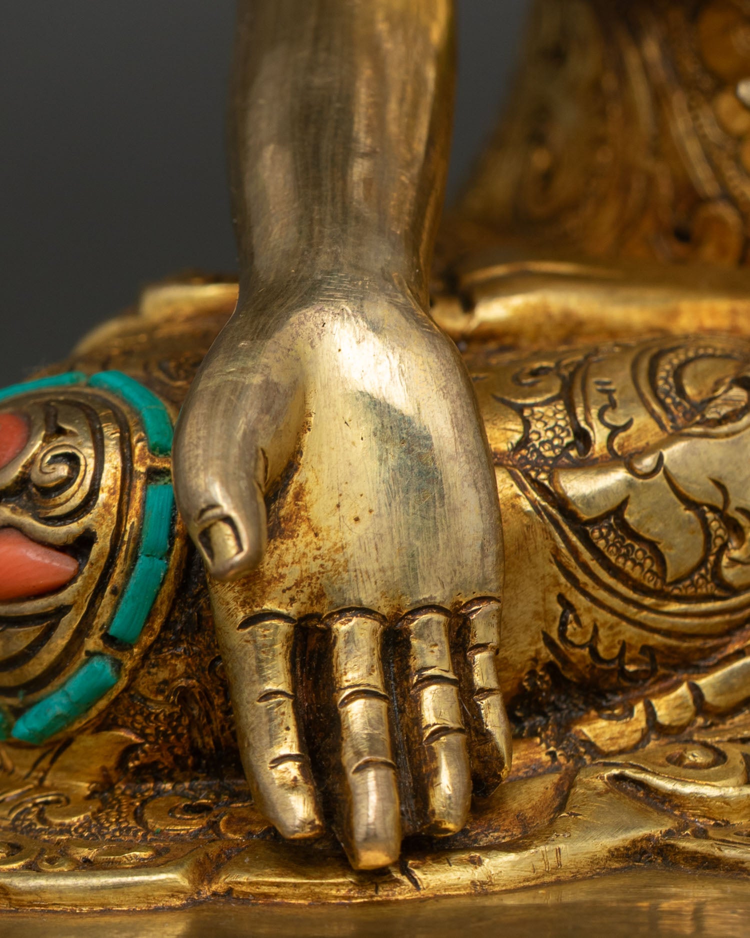 Five Dhyani Buddha Sculpture – Representation of Enlightened Wisdom