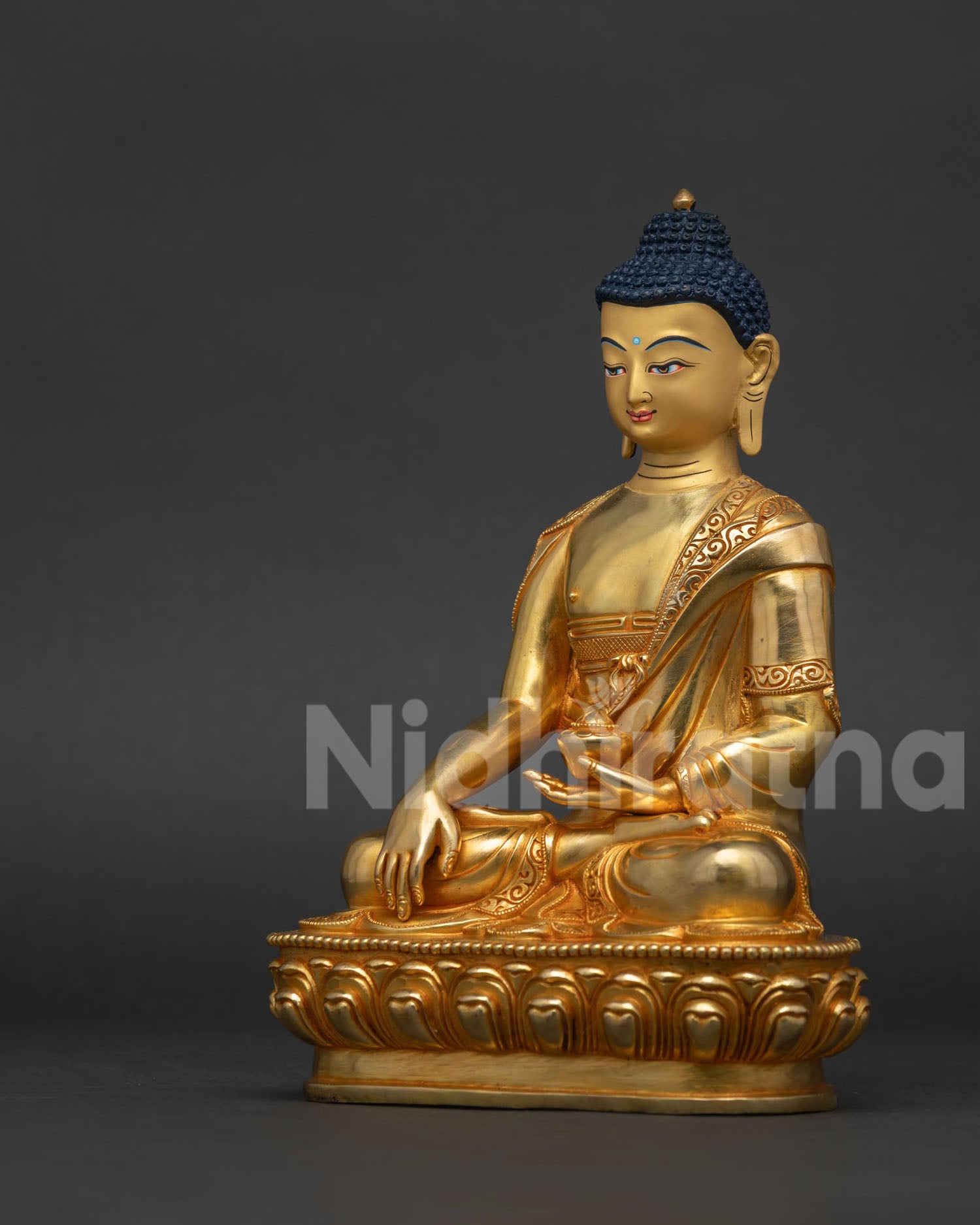 Buddha Shakyamuni Statue