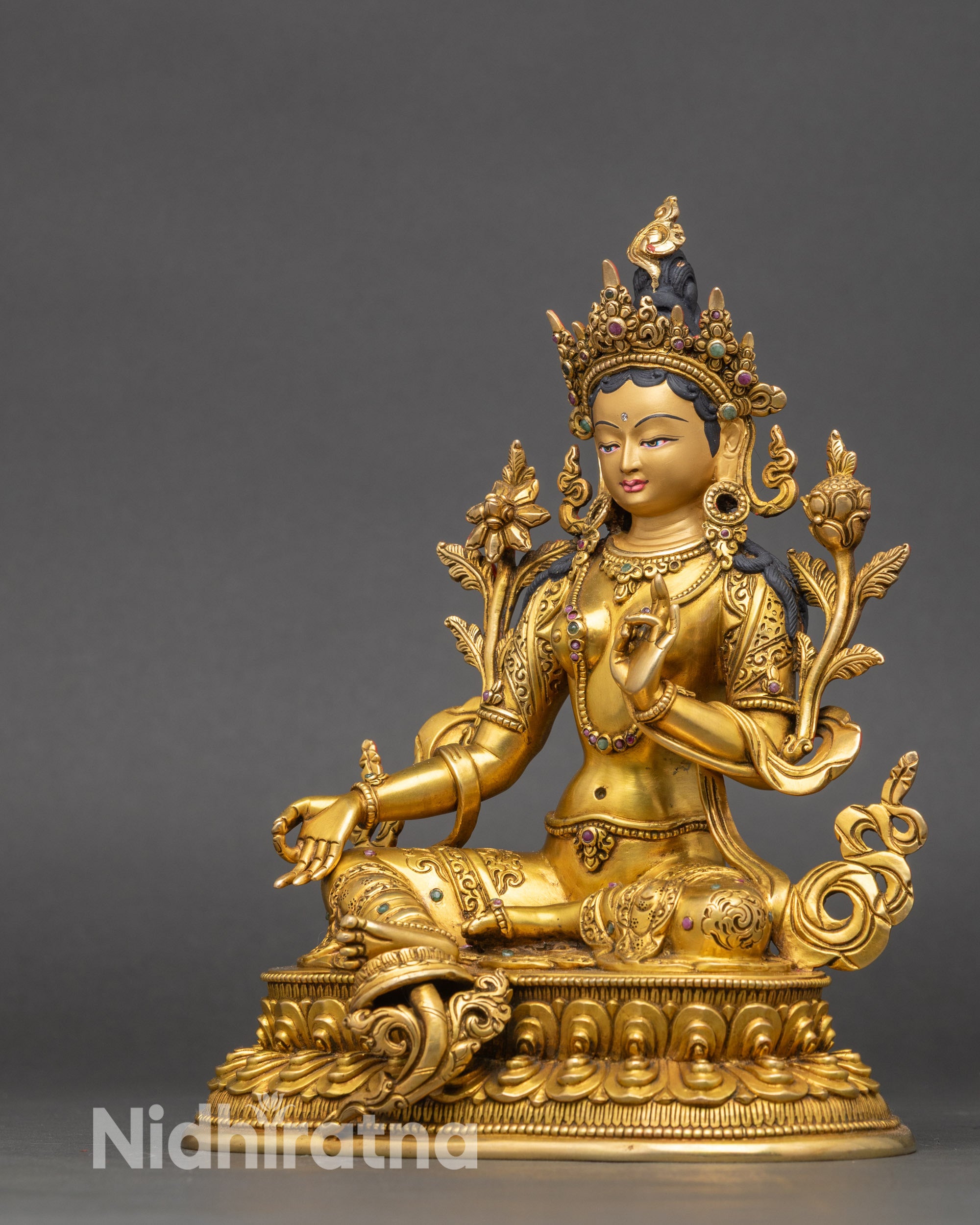 Premium Green Tara Statue β Swift Protection and Fearless Blessings