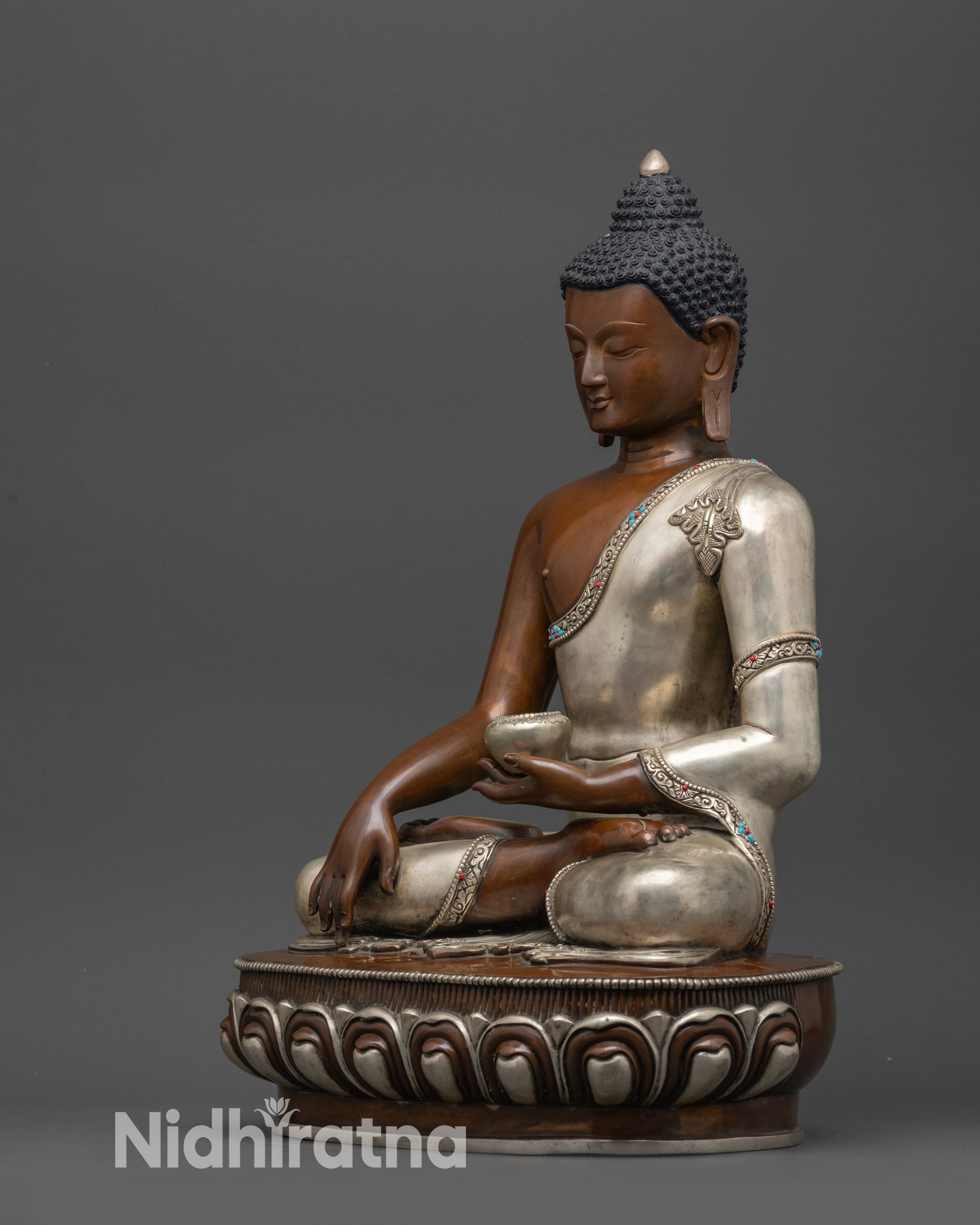 Enlightened One Tathagata Shakyamuni Statue | Divine Meditation Sculpture