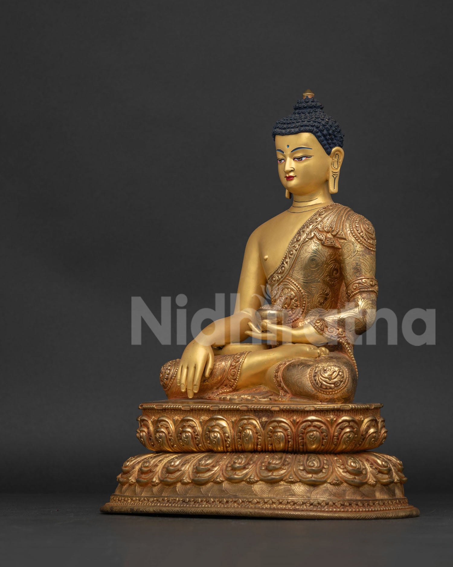 Buddha Shakyamuni Statue