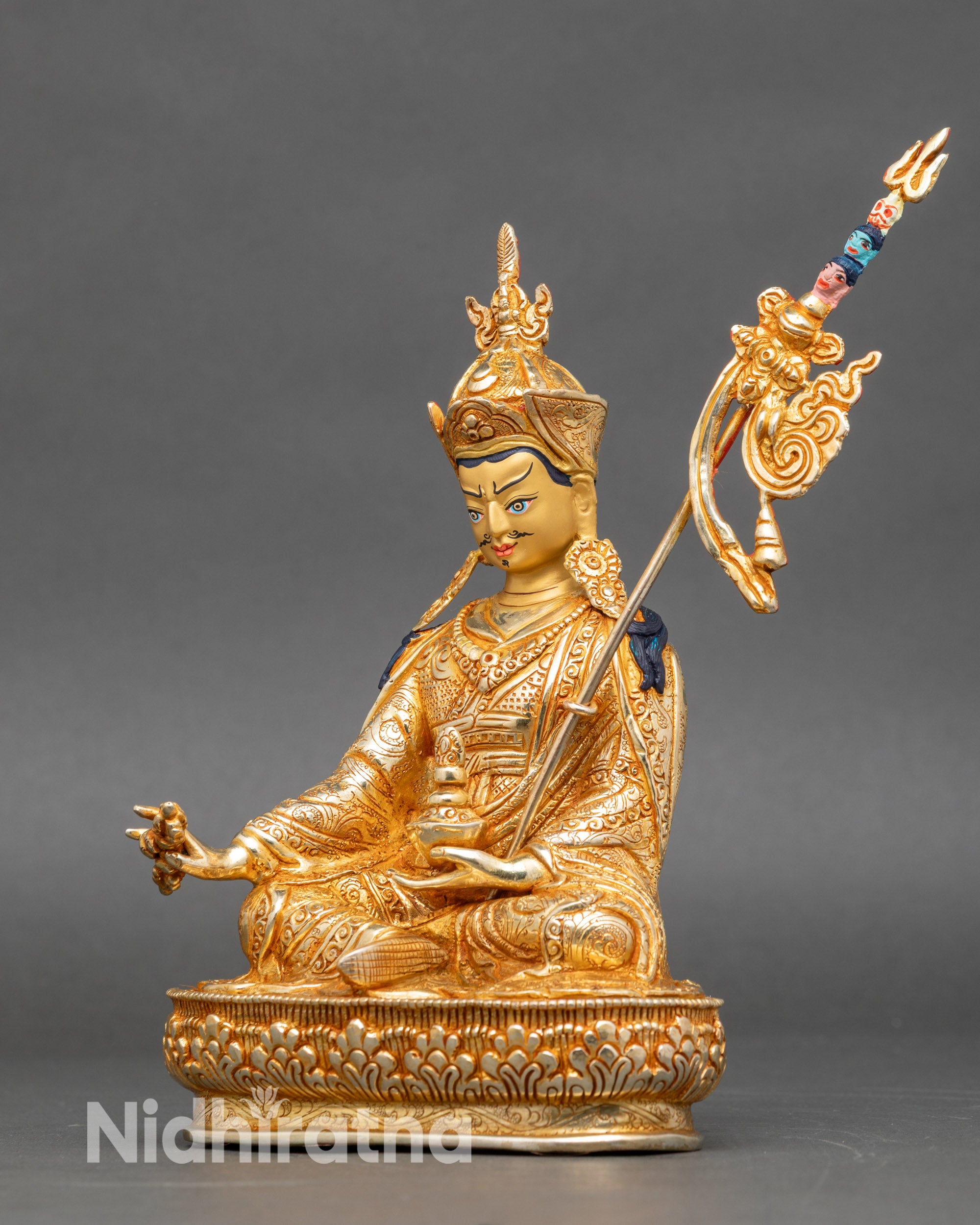 Guru Padmasambhava Sculpture for Spiritual Blessing