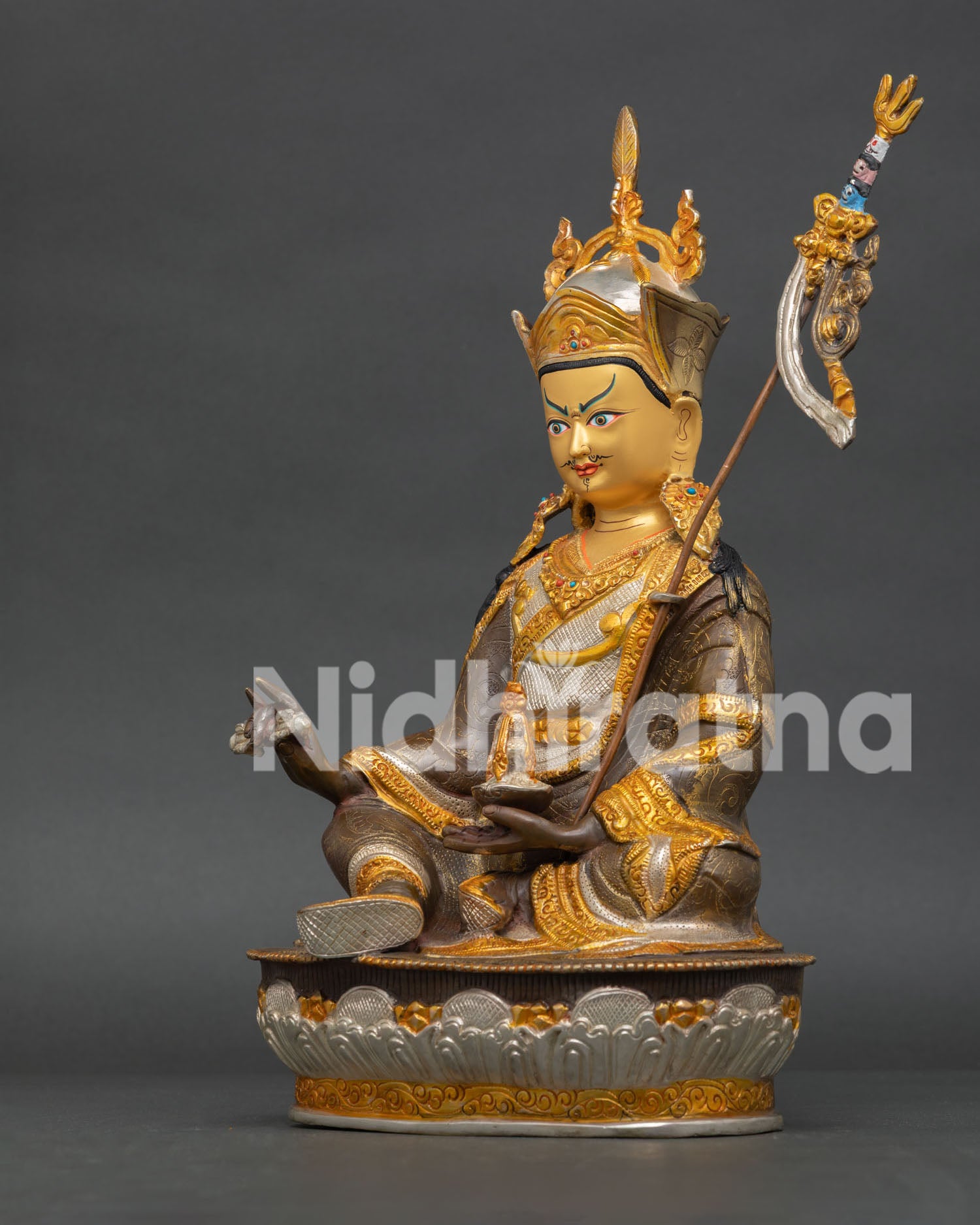 Guru Rinpoche Statue
