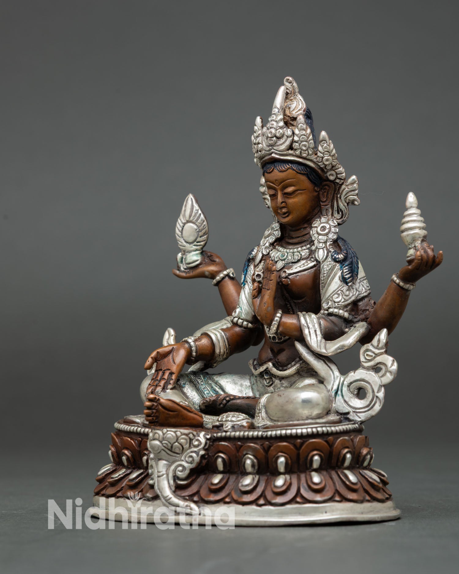 Laxmi Statue | Sacred Hindu Wealth and Prosperity Idol