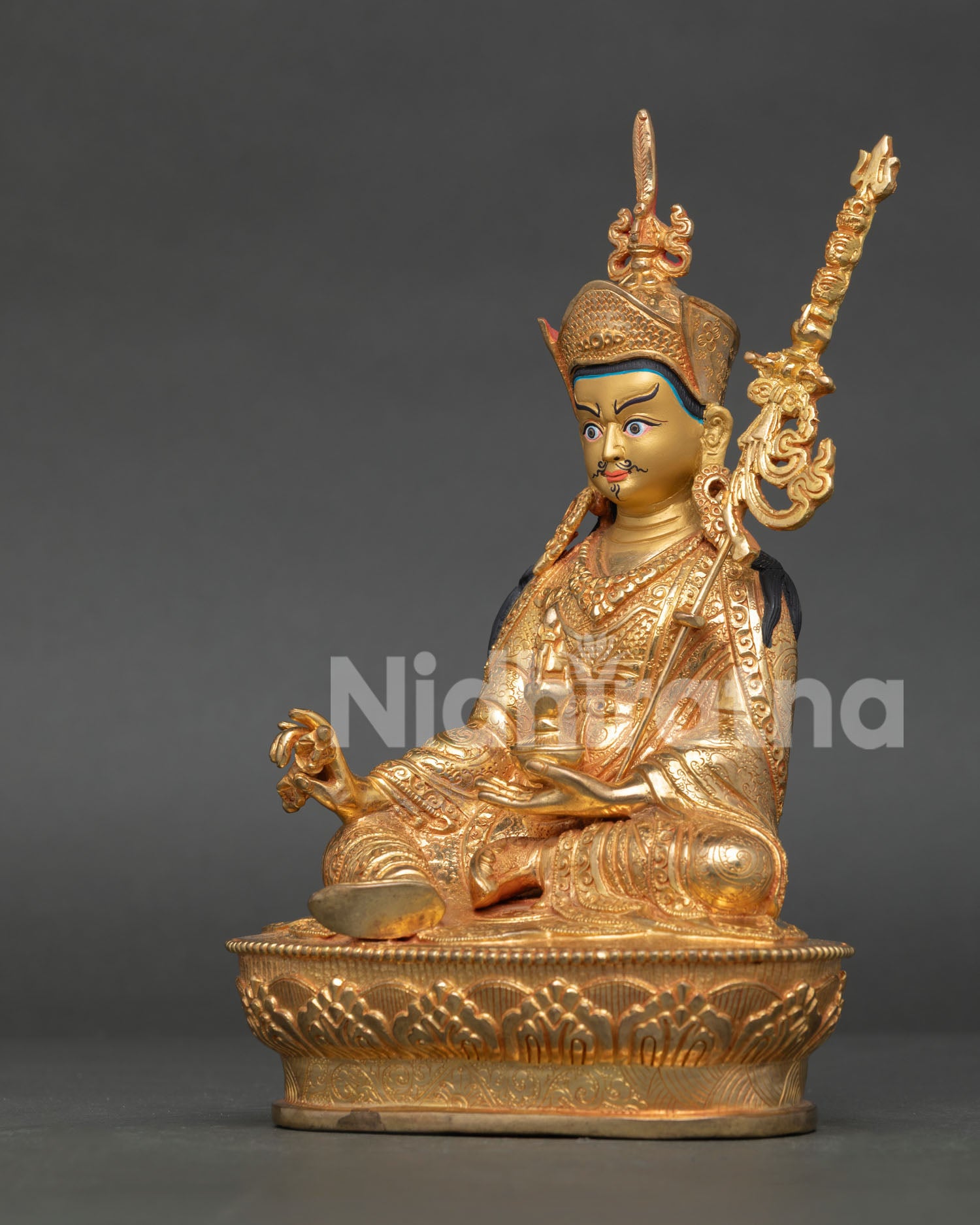 Guru Rinpoche Statue