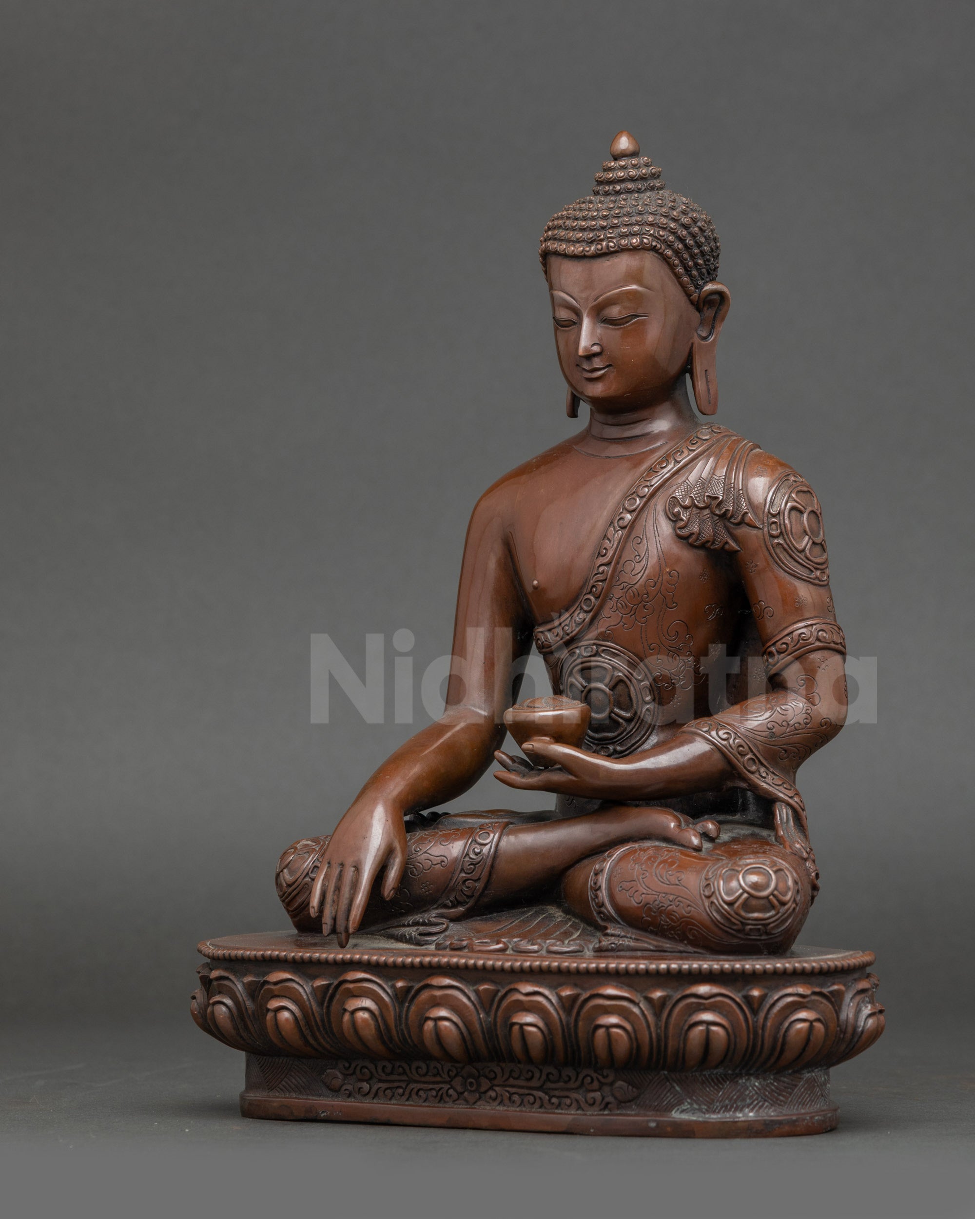 Traditional Shakyamuni Buddha Statue for Sacred Space