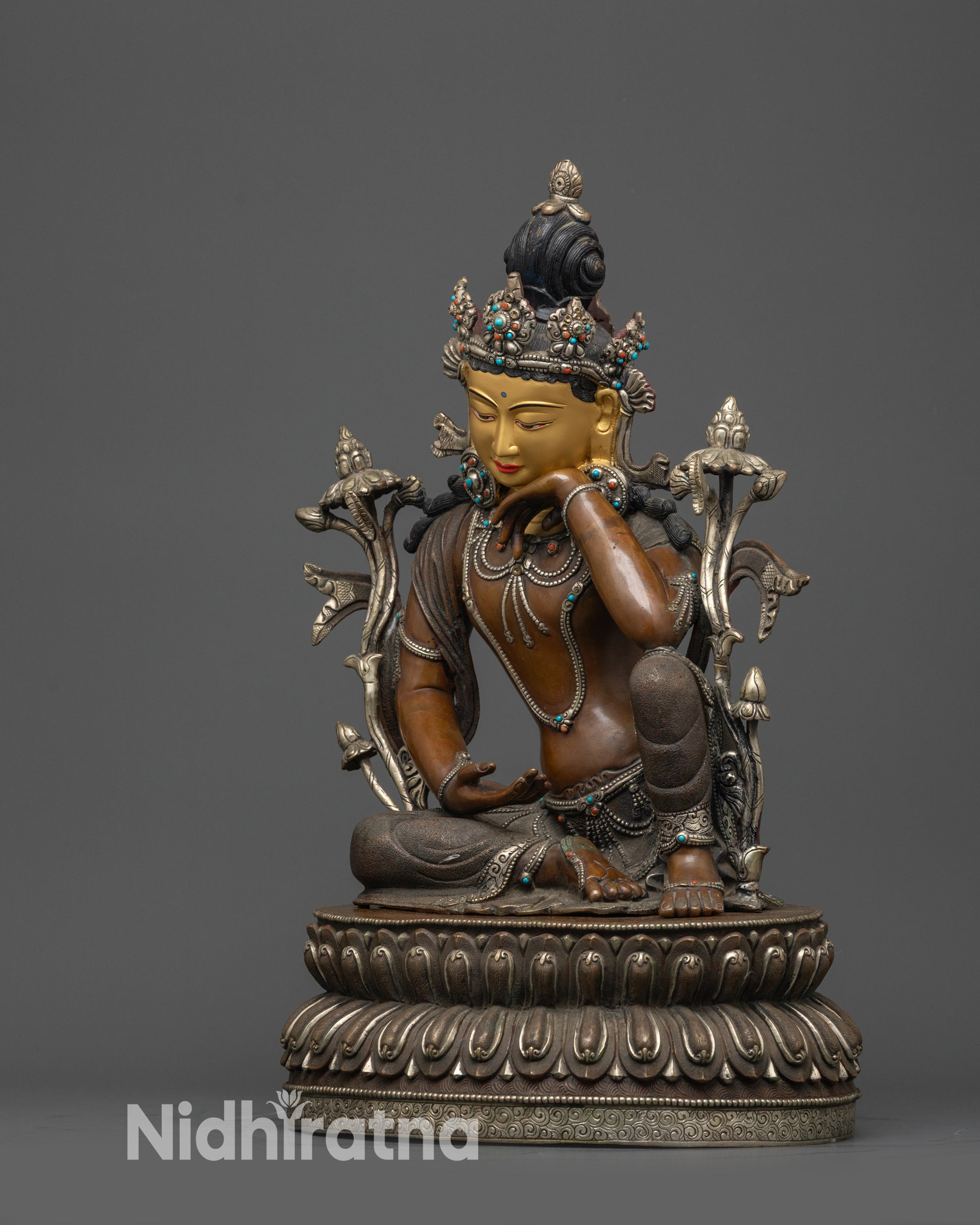 Calm Avalokiteshvara Statue | Oxidized Buddha of Mercy & Peace
