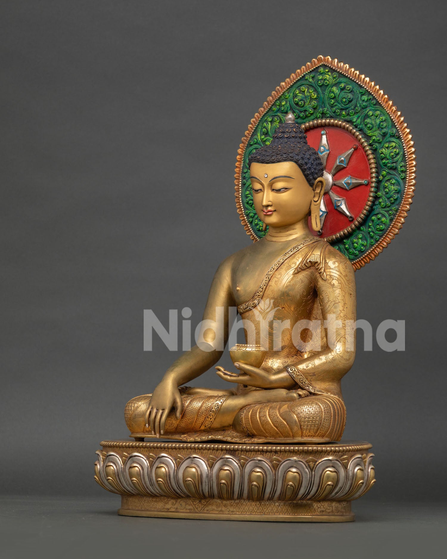 Buddha Shakyamuni Statue
