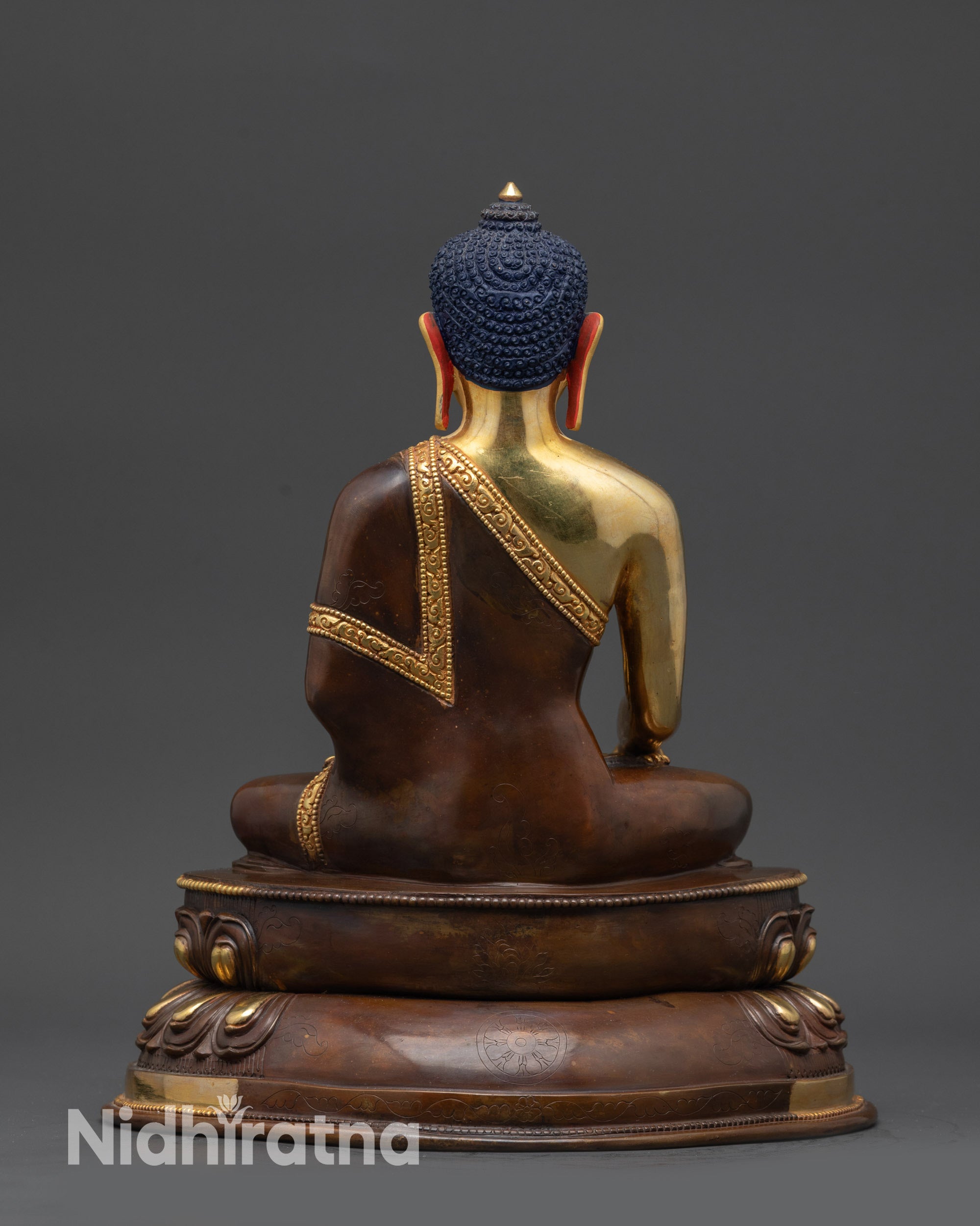 Buddha Shakyamuni Statue