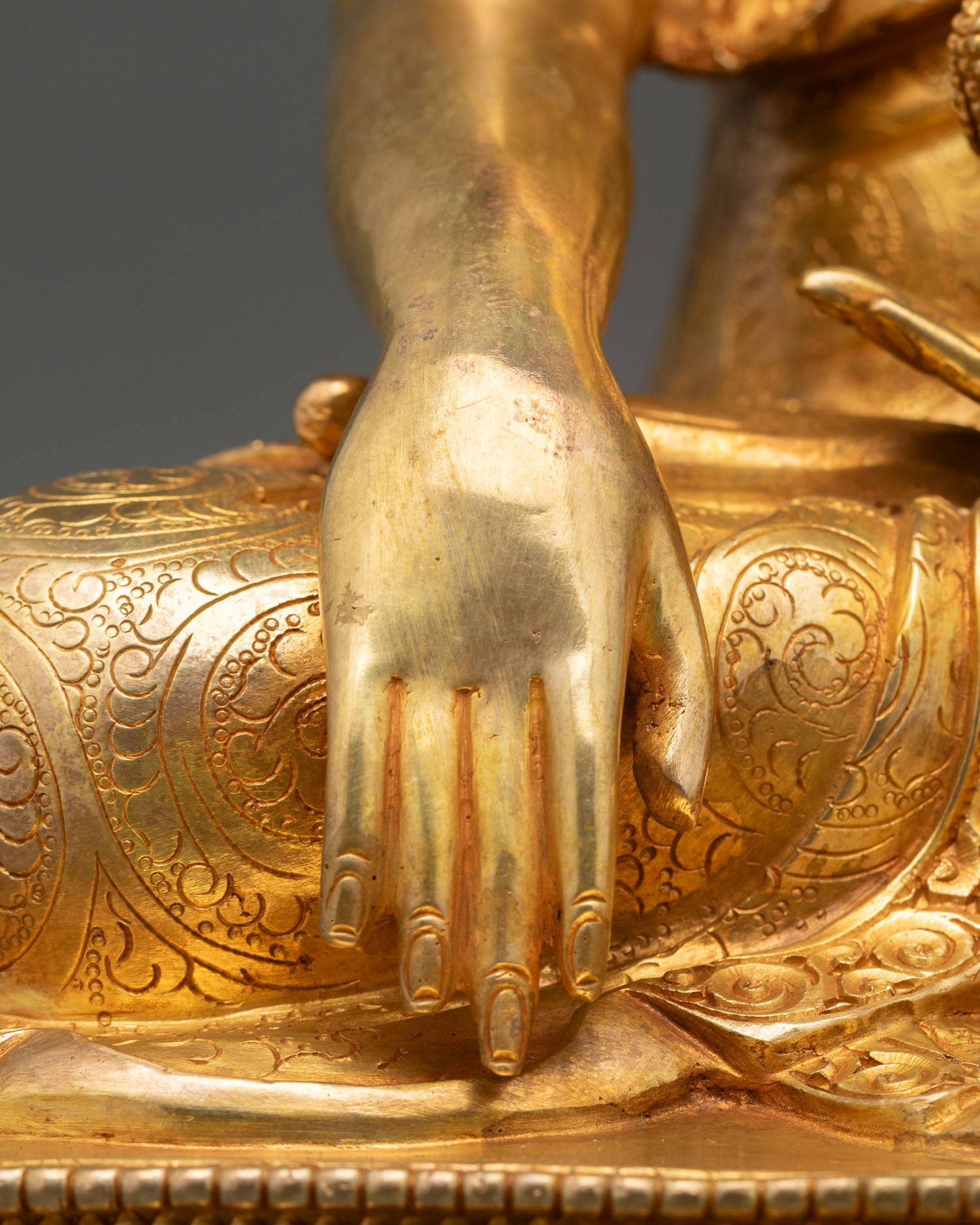 Buddha Shakyamuni Statue | Enlightened Buddha of Wisdom