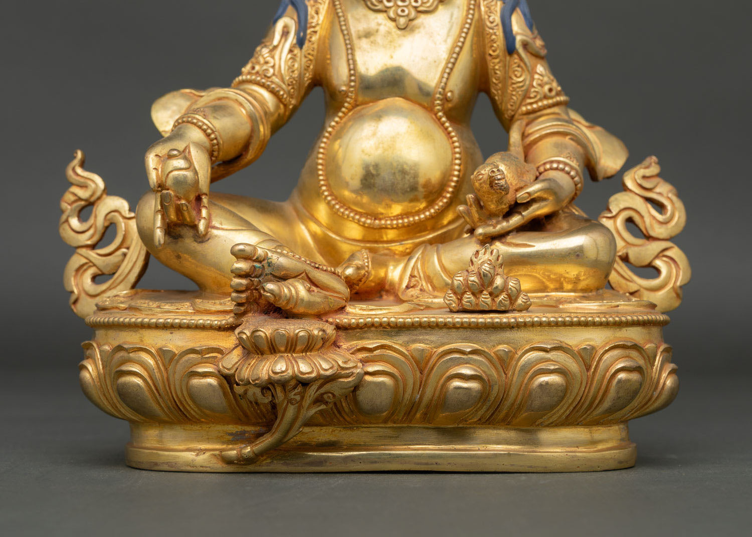 Dzambhala Statue
