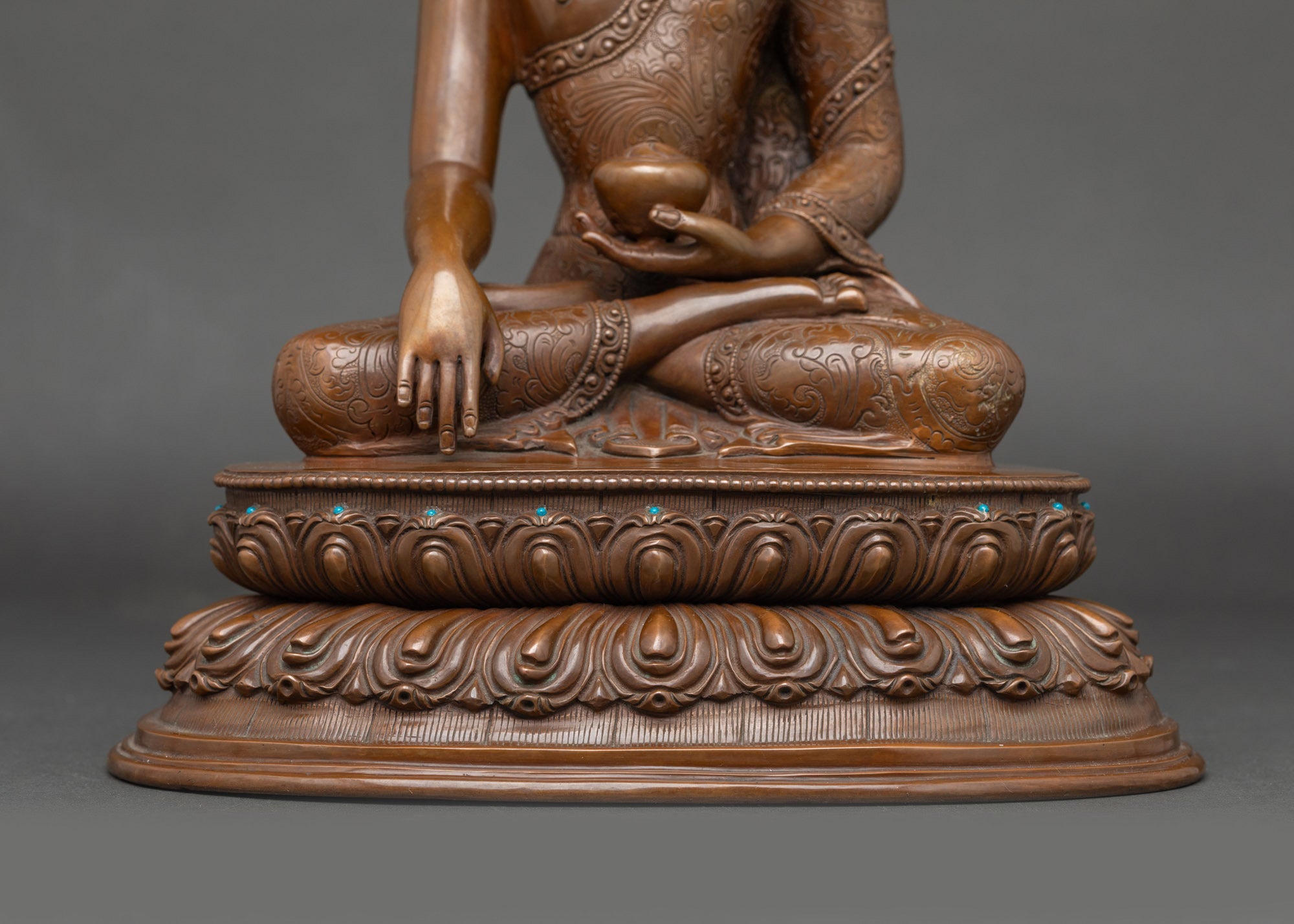 Buddha Shakyamuni Statue