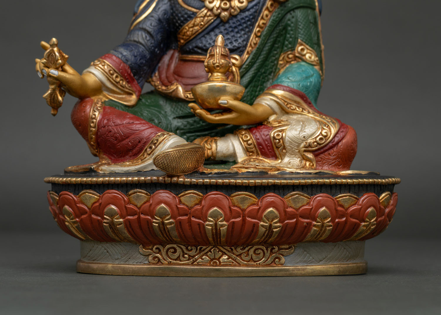 Exquisite Guru Rinpoche Statue for Daily Devotion | Lotus-Born Master