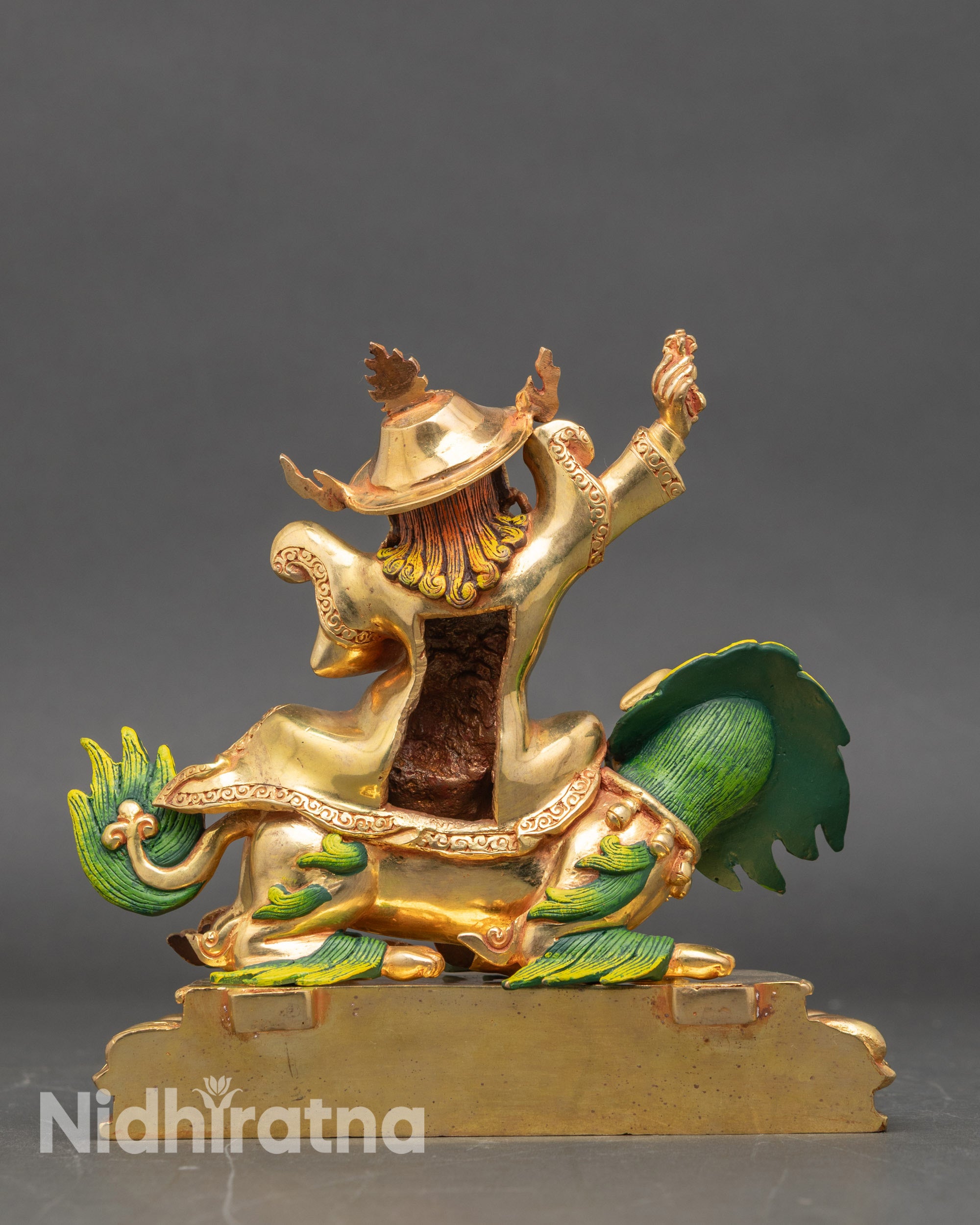 Dorje Legpa Statue – Dharma Protector in Vajrayana Buddhism
