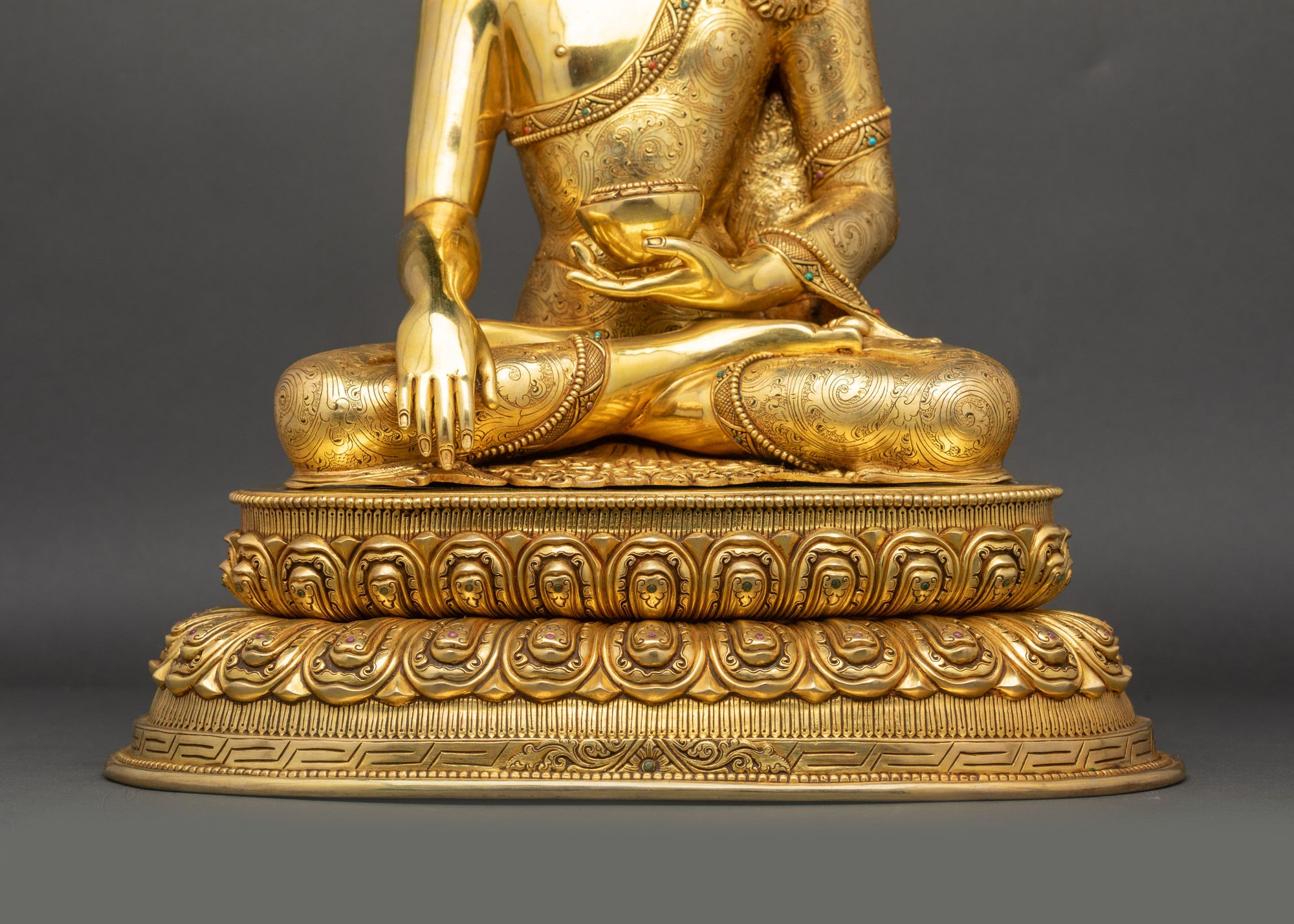 Premium Shakyamuni Buddha Statue | 24K Gold-Gilded Meditation Icon