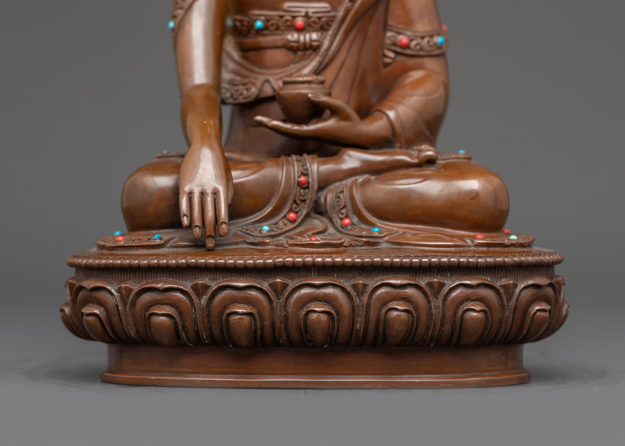 Buddha Shakyamuni Statue